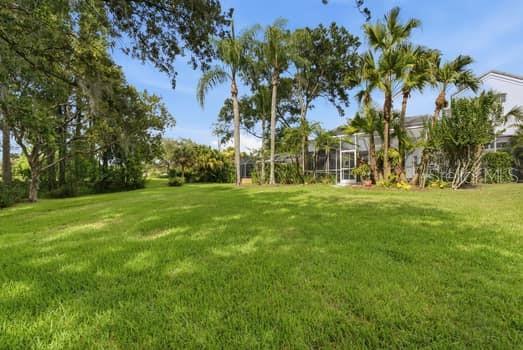 4415 AVENUE CANNES, LUTZ, FL — photo 49