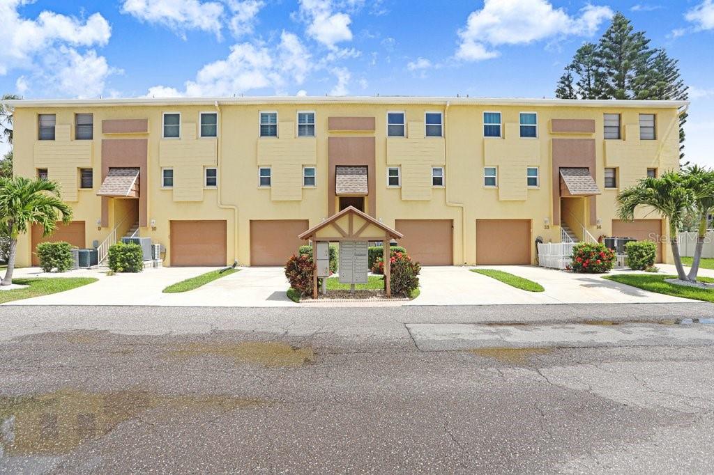 314 WINDRUSH BLVD #12, INDIAN ROCKS BEACH, FL — photo 2