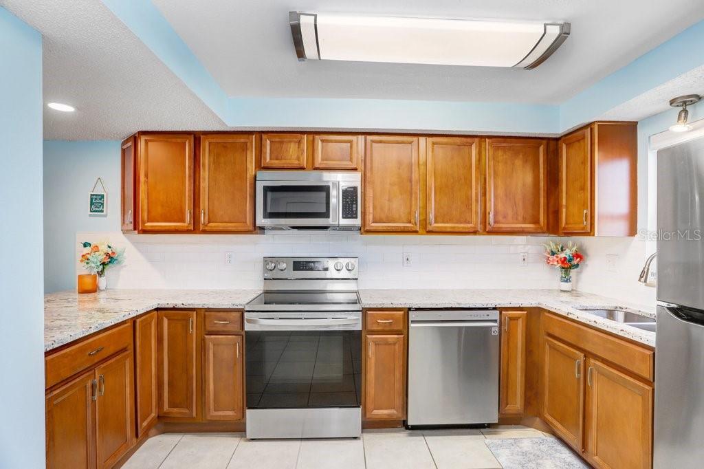 314 WINDRUSH BLVD #12, INDIAN ROCKS BEACH, FL — photo 11