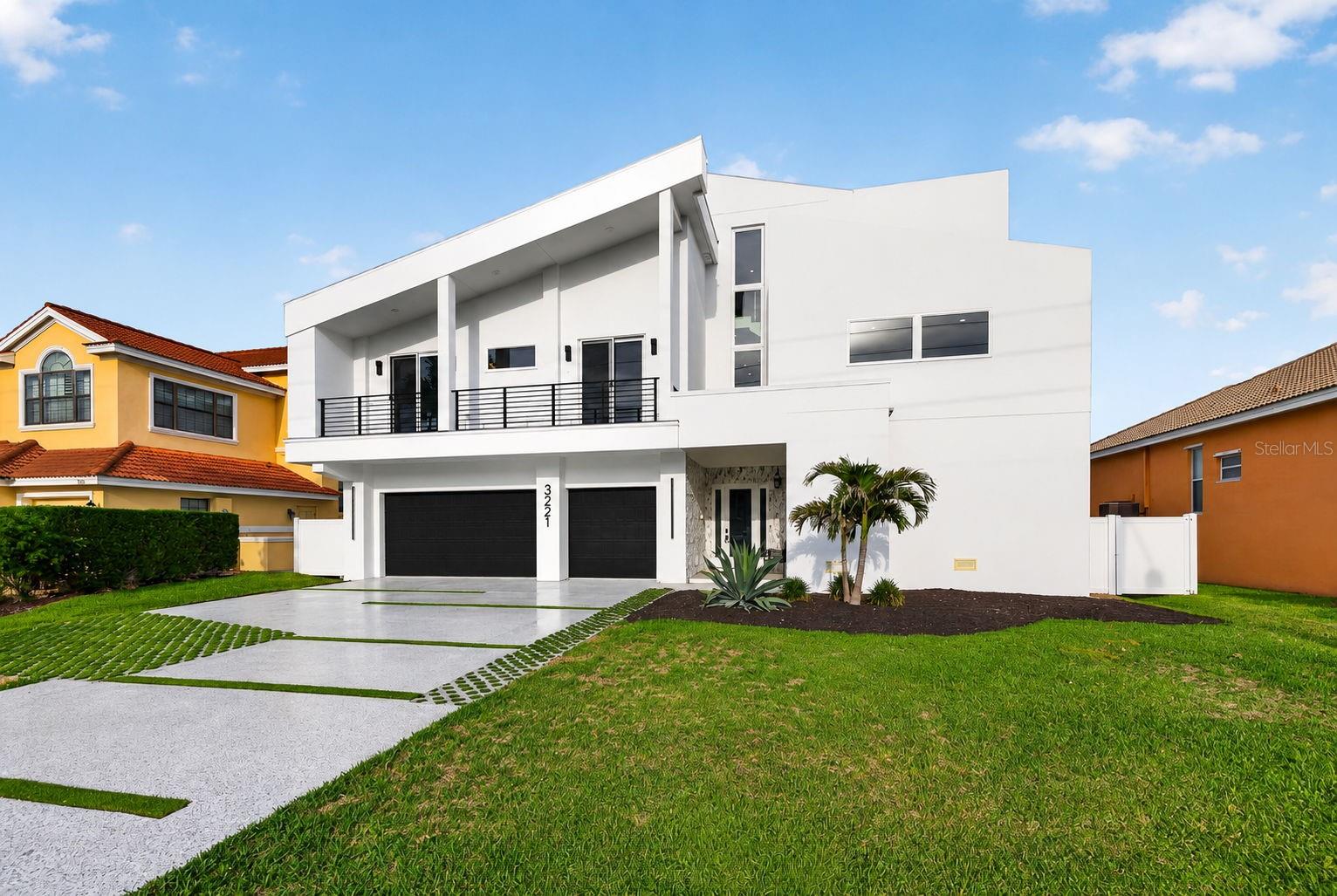 3221 GULF BLVD, BELLEAIR BEACH, FL — photo 8