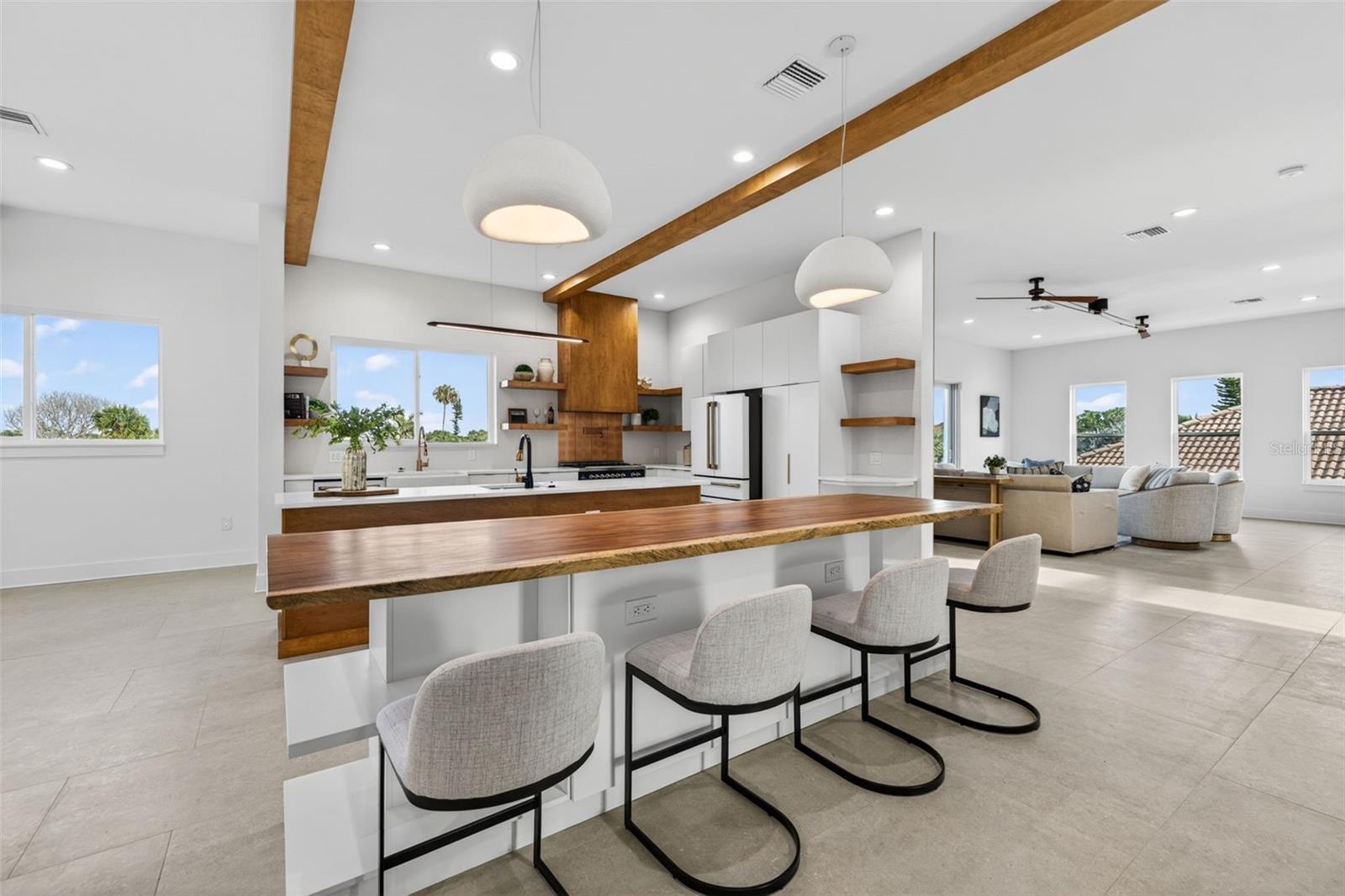 3221 GULF BLVD, BELLEAIR BEACH, FL — photo 16
