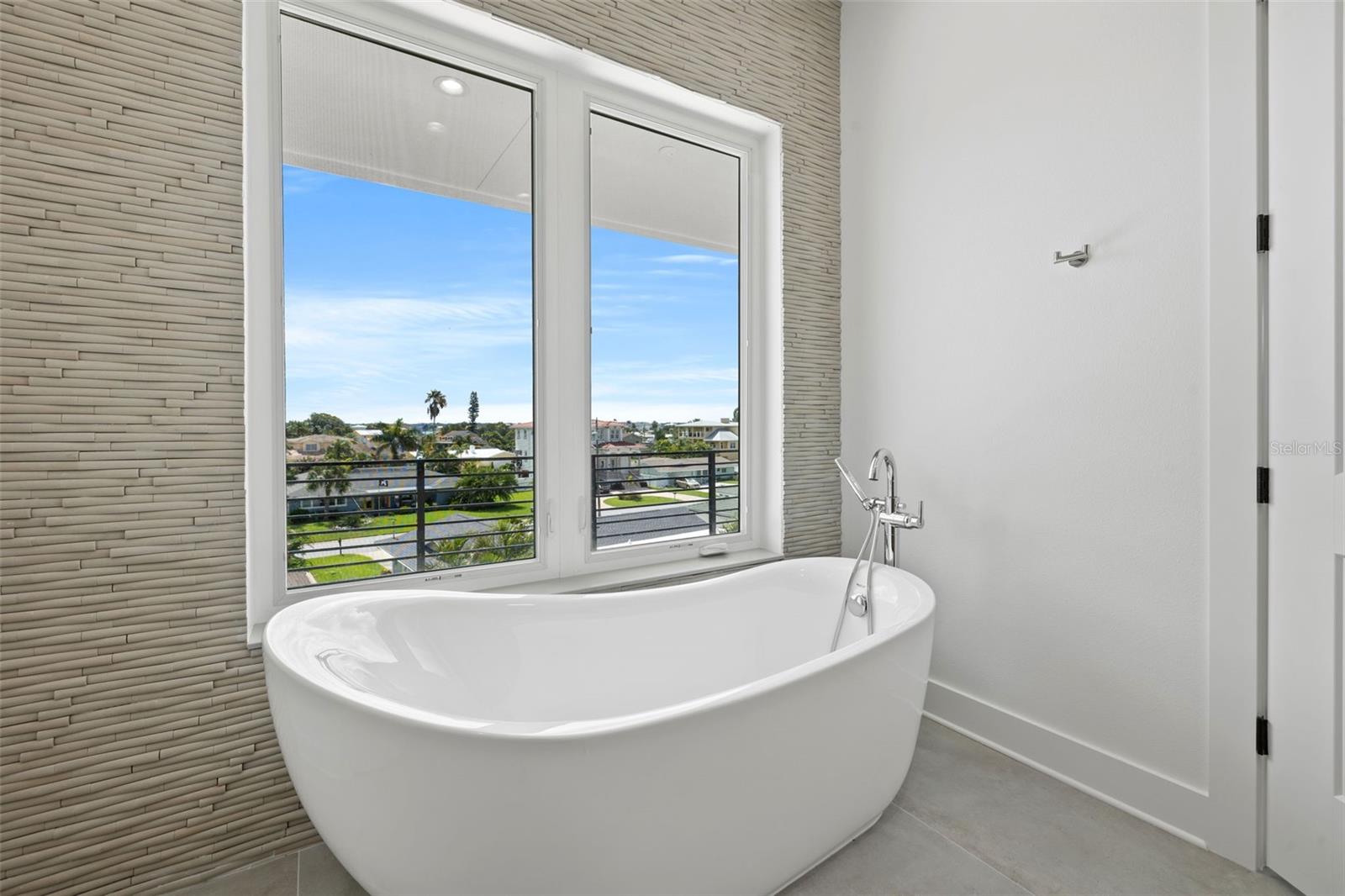 3221 GULF BLVD, BELLEAIR BEACH, FL — photo 48