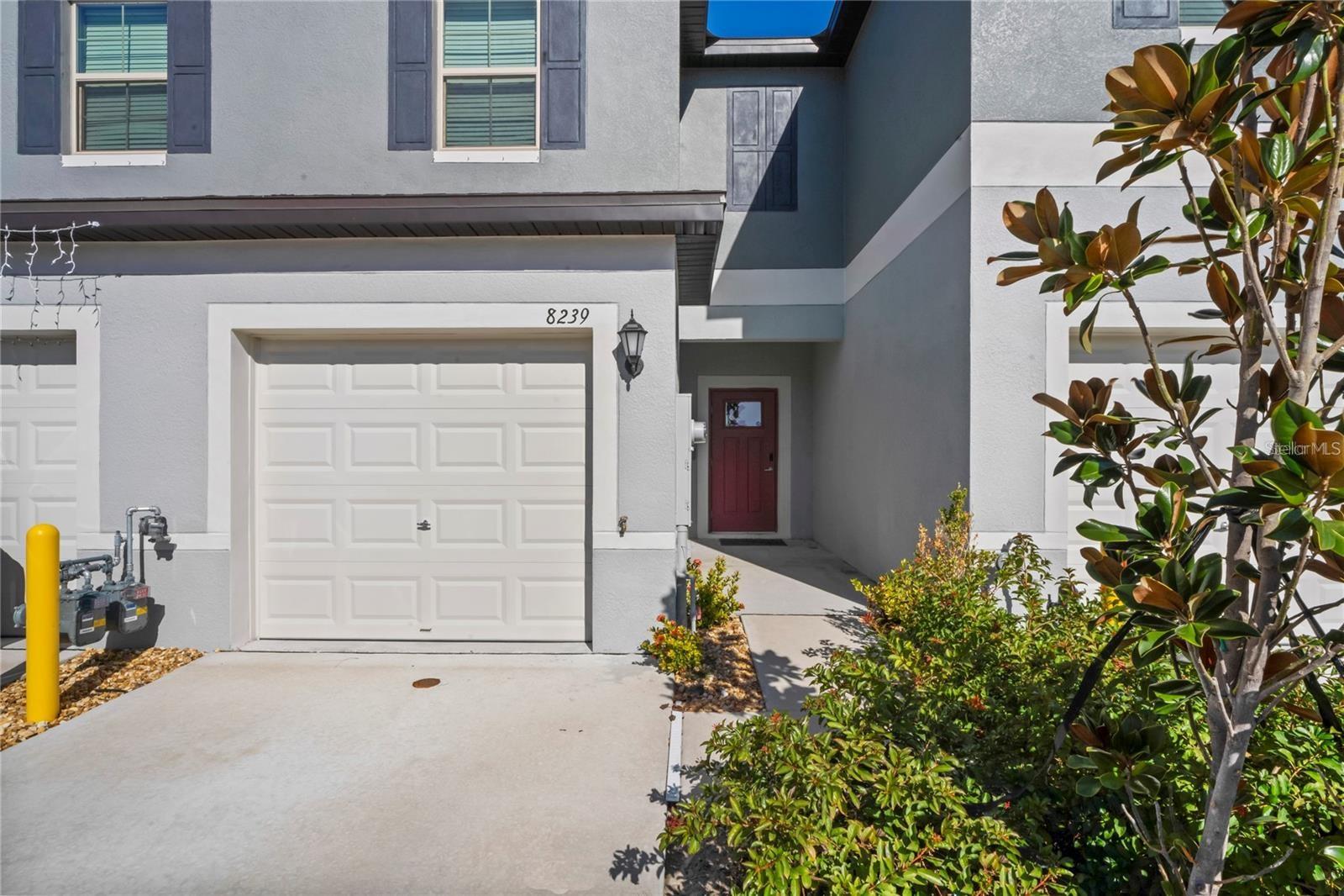 8239 CRESCENT OAKS DR, NEW PORT RICHEY, FL