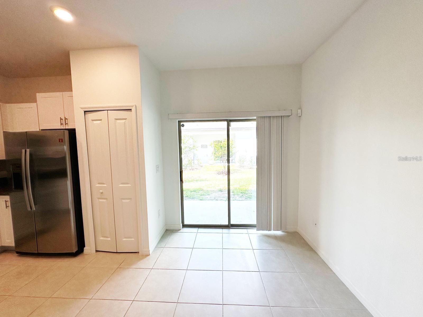 8239 CRESCENT OAKS DR, NEW PORT RICHEY, FL — photo 6