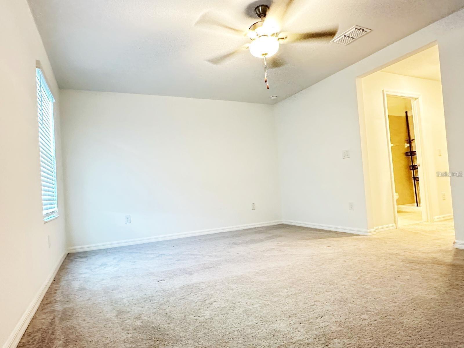 8239 CRESCENT OAKS DR, NEW PORT RICHEY, FL — photo 11