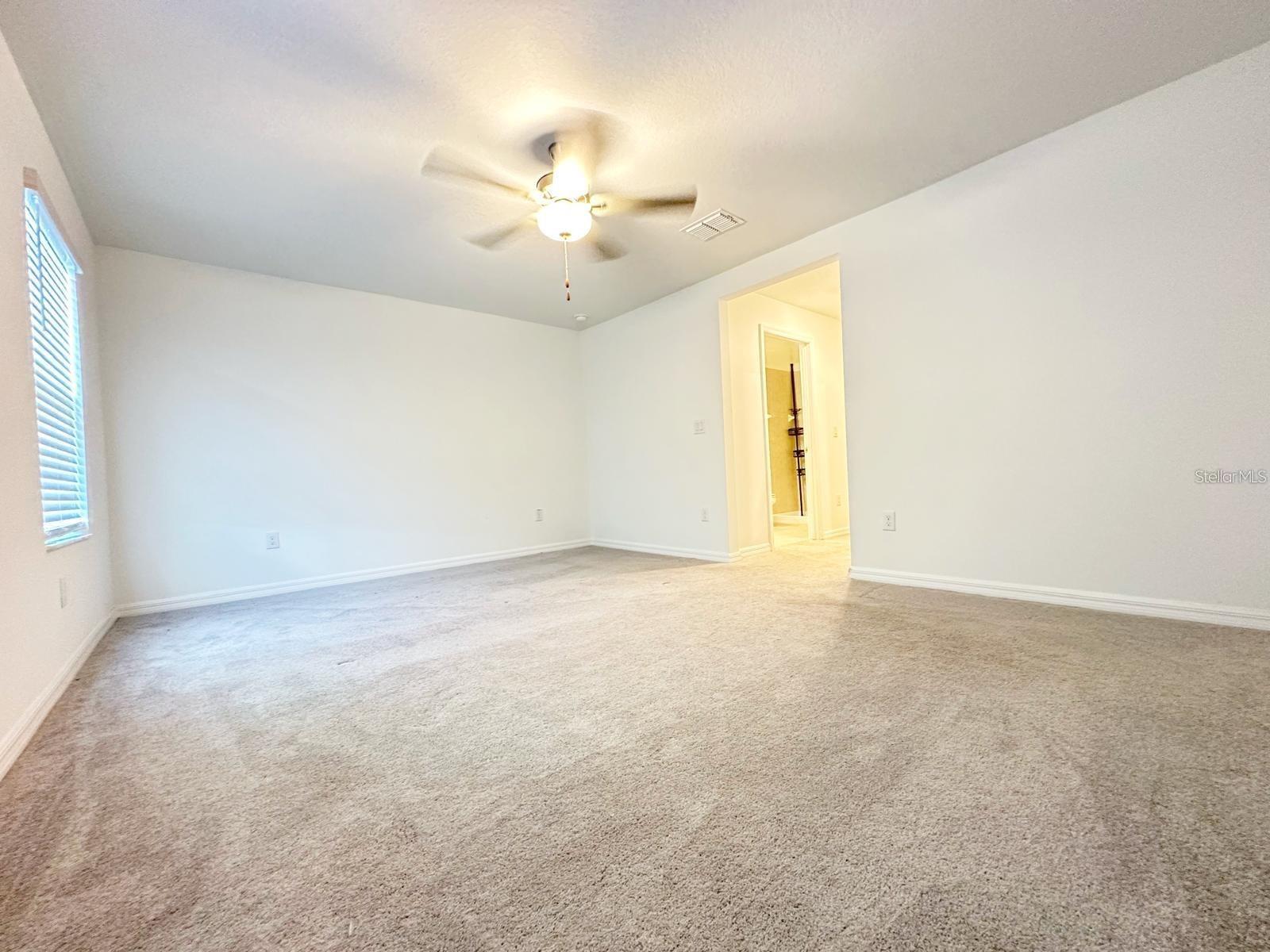 8239 CRESCENT OAKS DR, NEW PORT RICHEY, FL — photo 15