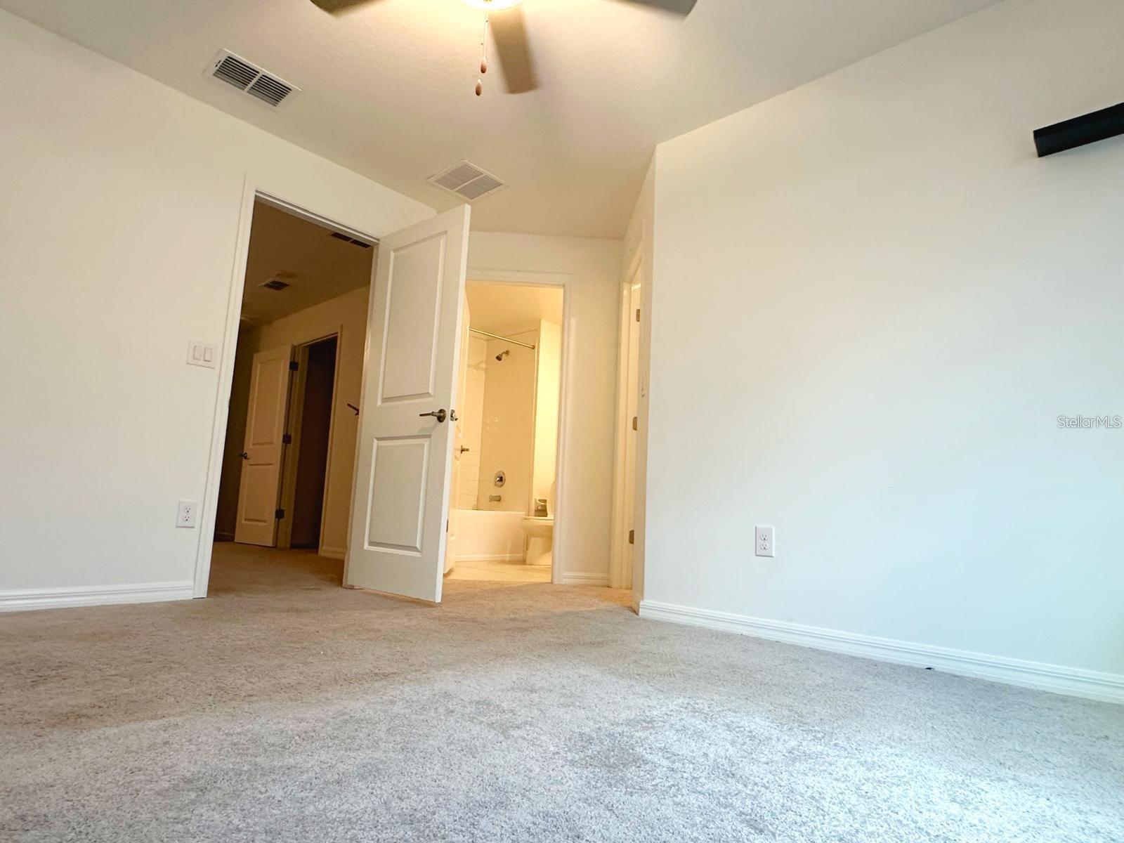 8239 CRESCENT OAKS DR, NEW PORT RICHEY, FL — photo 20