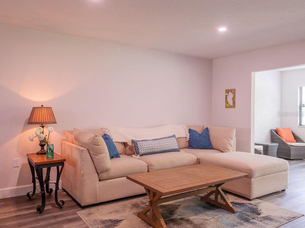 193 PINENEEDLE DR, BRADENTON, FL — photo 15