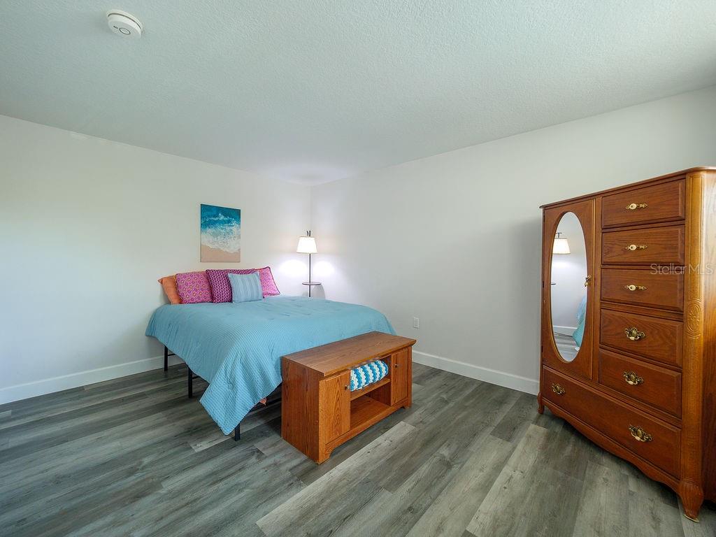 193 PINENEEDLE DR, BRADENTON, FL — photo 39