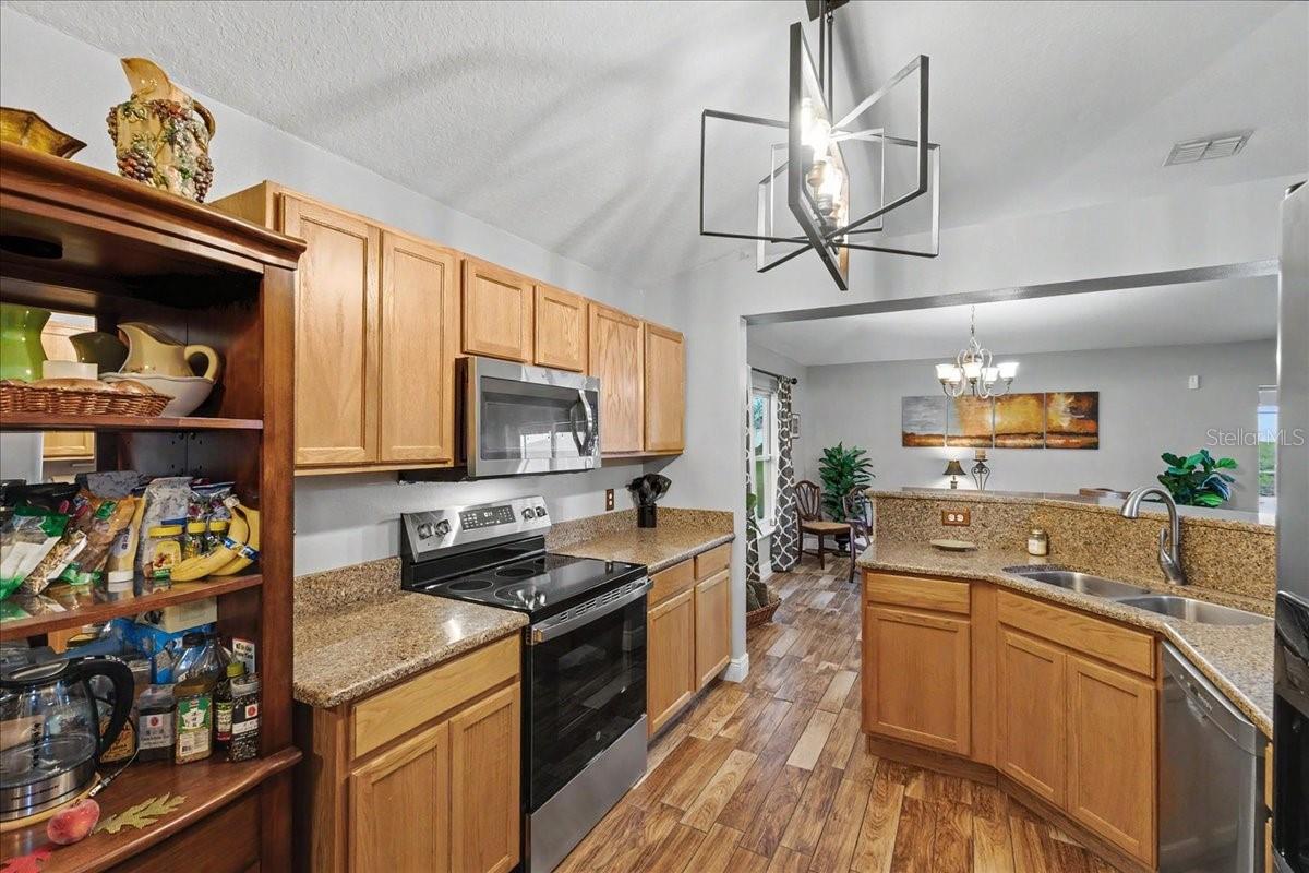 2543 PALMETTO RIDGE CIR, APOPKA, FL — photo 20