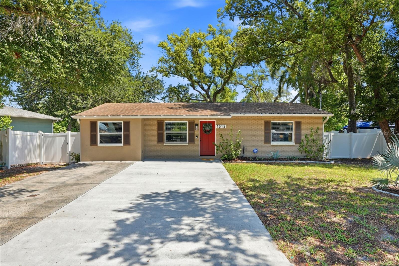 1512 E HANNA AVE, TAMPA, FL — photo 2