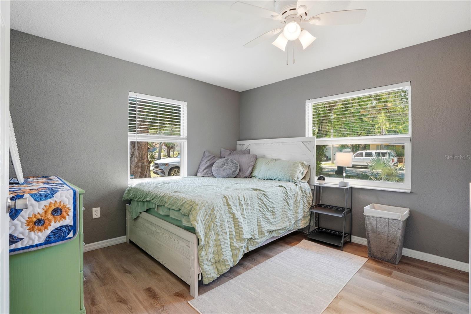 1512 E HANNA AVE, TAMPA, FL — photo 14