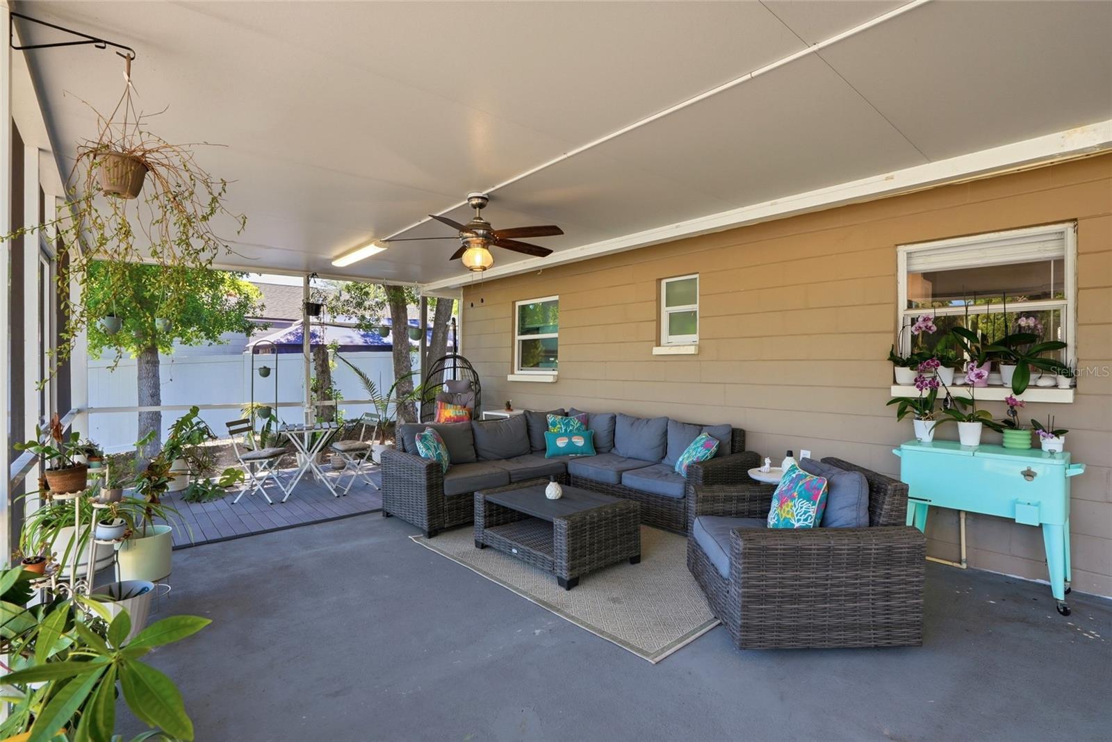 1512 E HANNA AVE, TAMPA, FL — photo 29