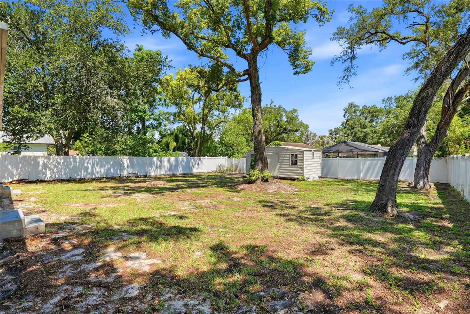 1512 E HANNA AVE, TAMPA, FL — photo 36