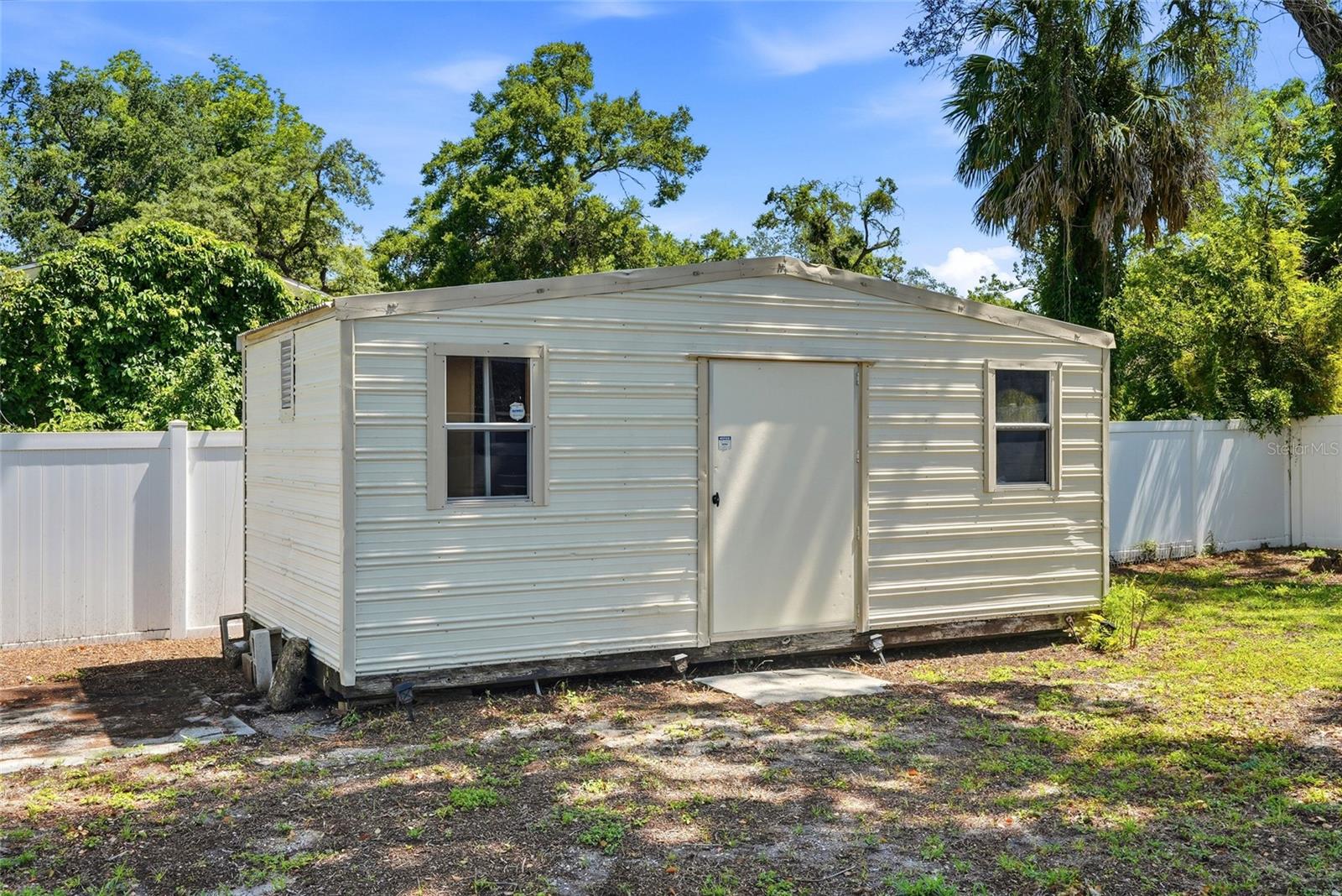 1512 E HANNA AVE, TAMPA, FL — photo 38