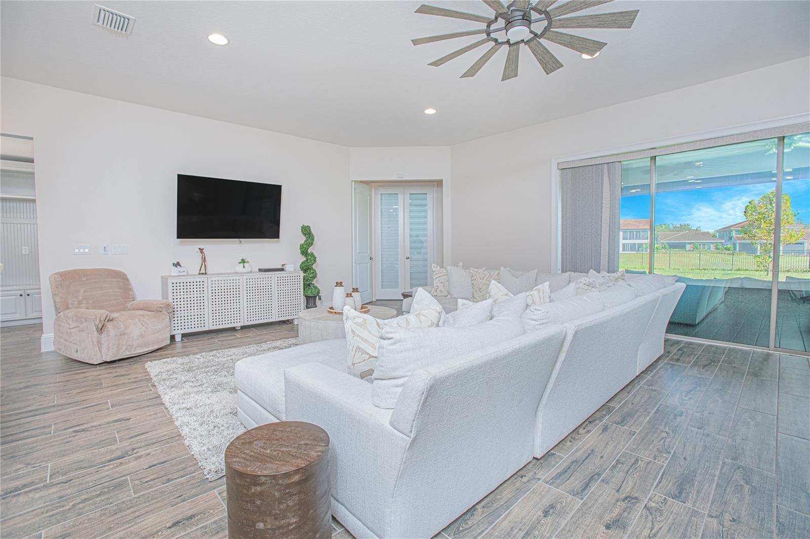 10846 MOBBERLEY CIR, ORLANDO, FL — photo 8