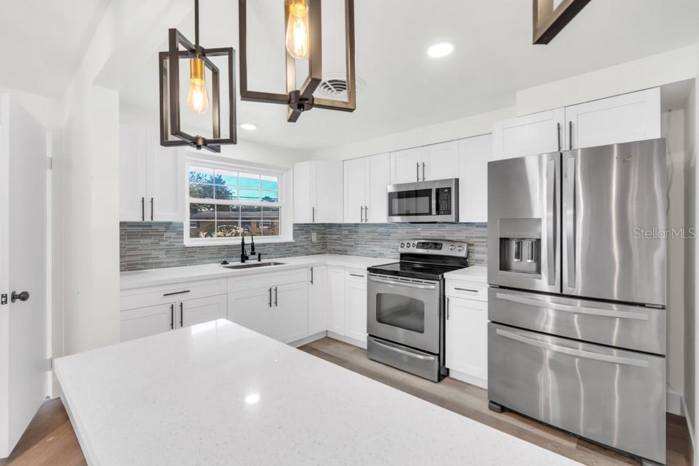 456 SANDLEWOOD DR, VENICE, FL — photo 5