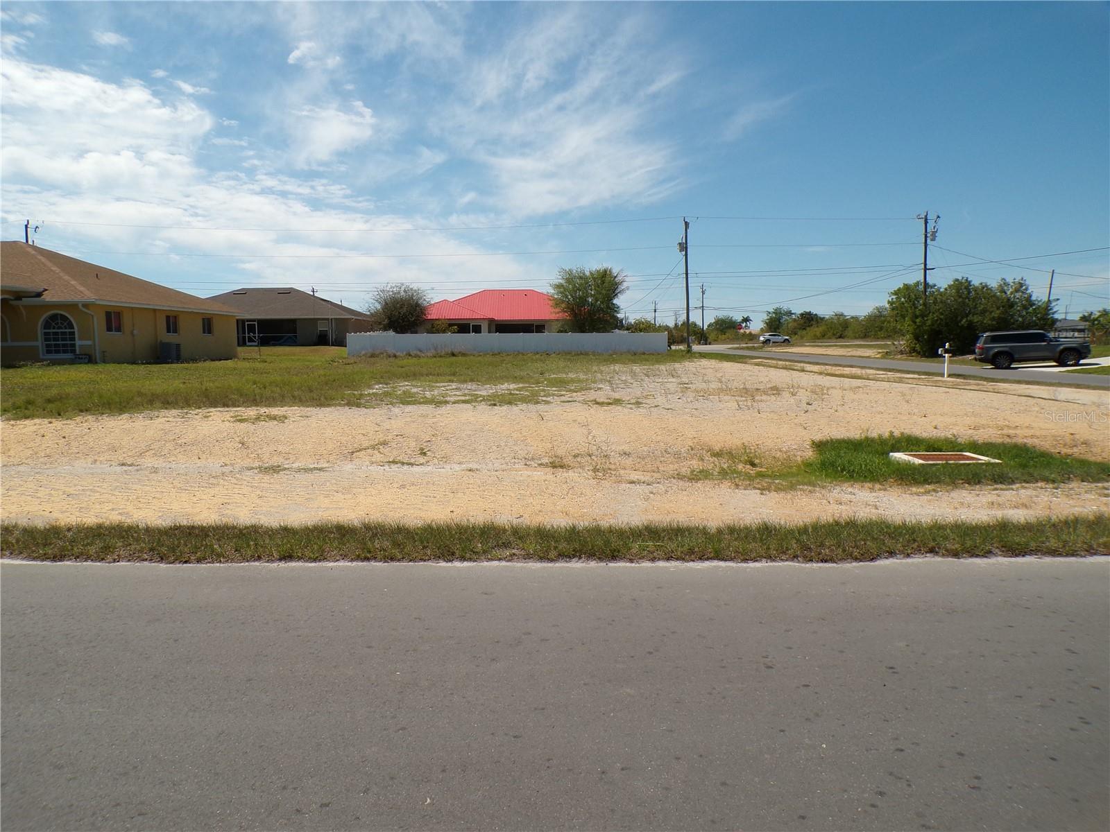 1910 NE 8TH PL, CAPE CORAL, FL