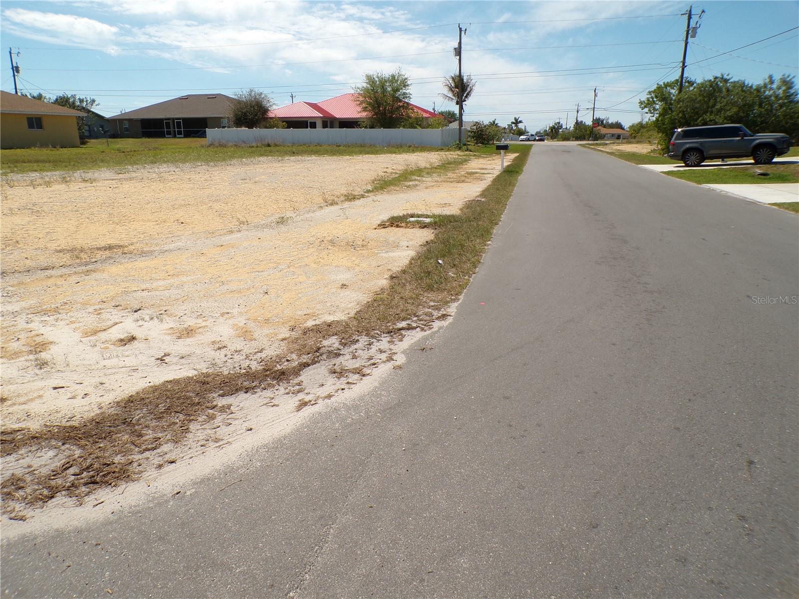 1910 NE 8TH PL, CAPE CORAL, FL — photo 8