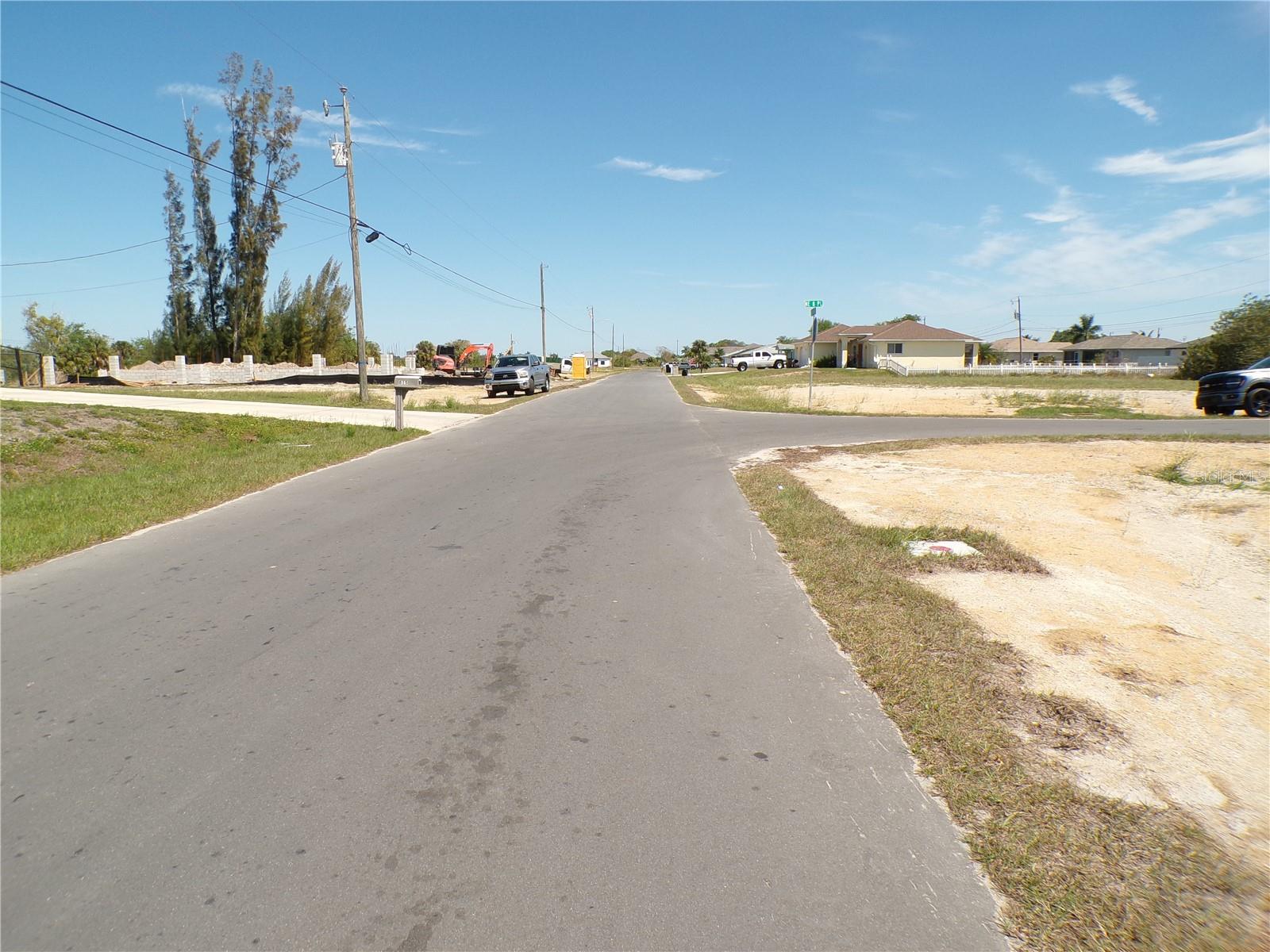1910 NE 8TH PL, CAPE CORAL, FL — photo 12