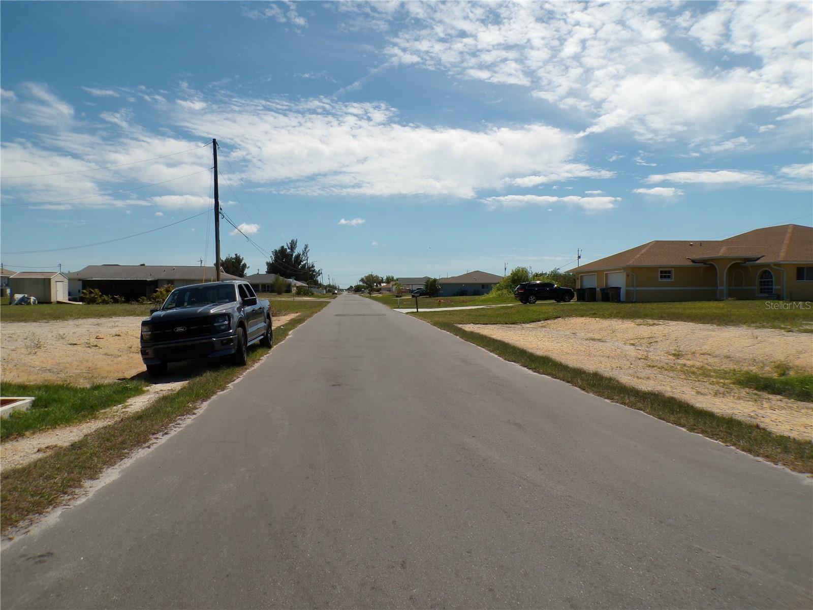 1910 NE 8TH PL, CAPE CORAL, FL — photo 15