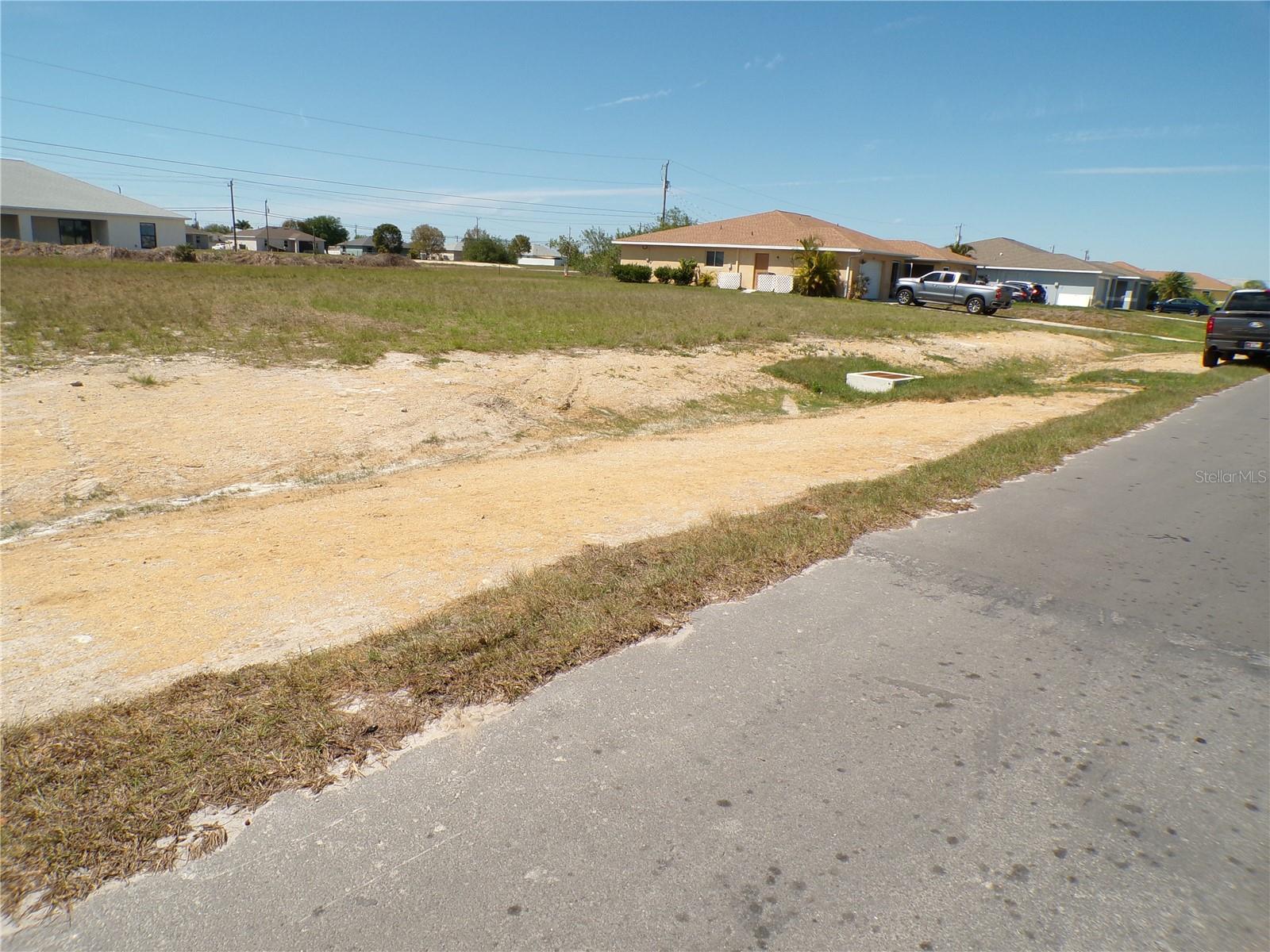 1816 NE 8TH PL, CAPE CORAL, FL — photo 3