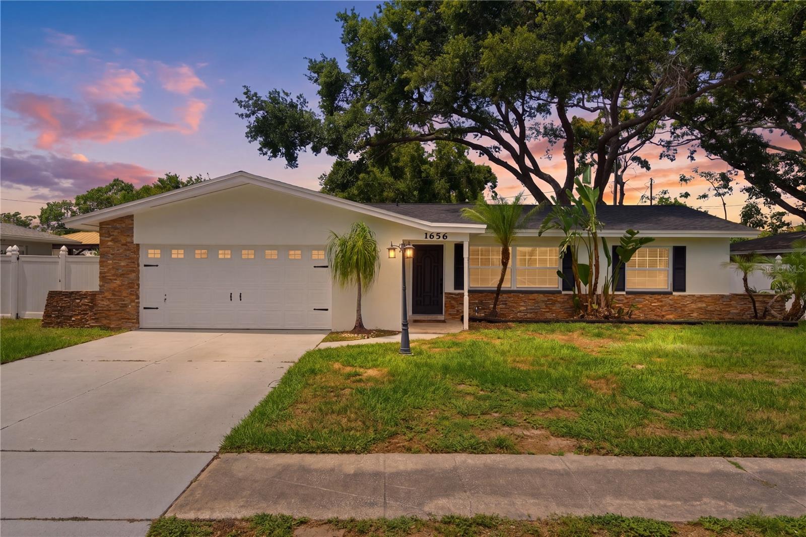 1656 WEBB DR, CLEARWATER, FL