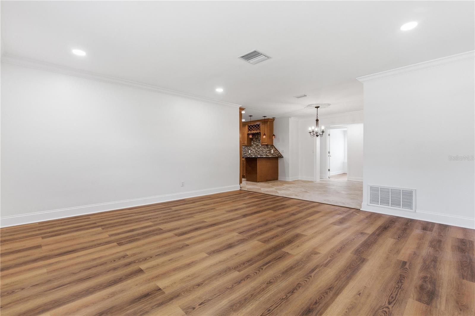 1656 WEBB DR, CLEARWATER, FL — photo 5