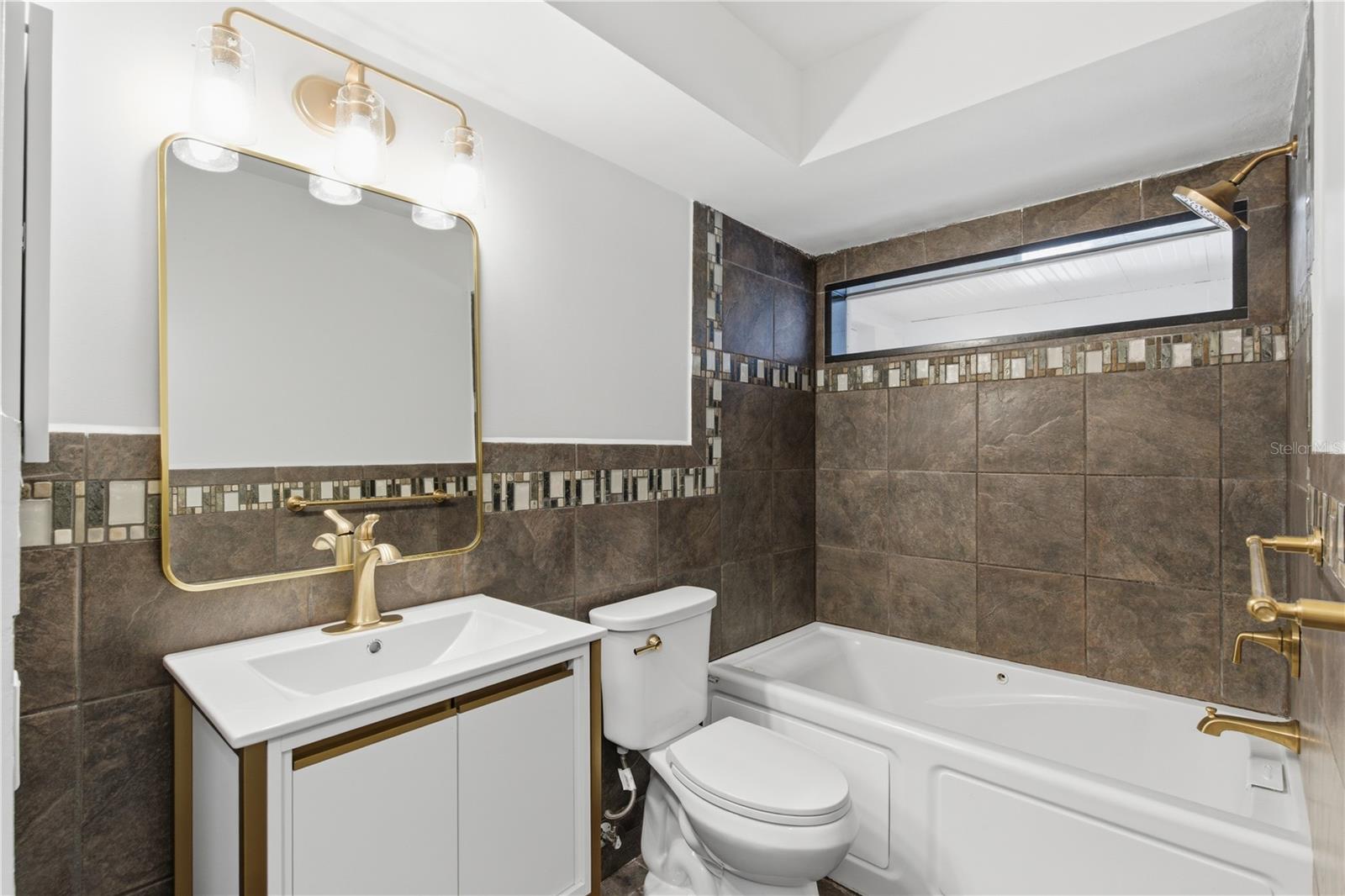 1656 WEBB DR, CLEARWATER, FL — photo 28
