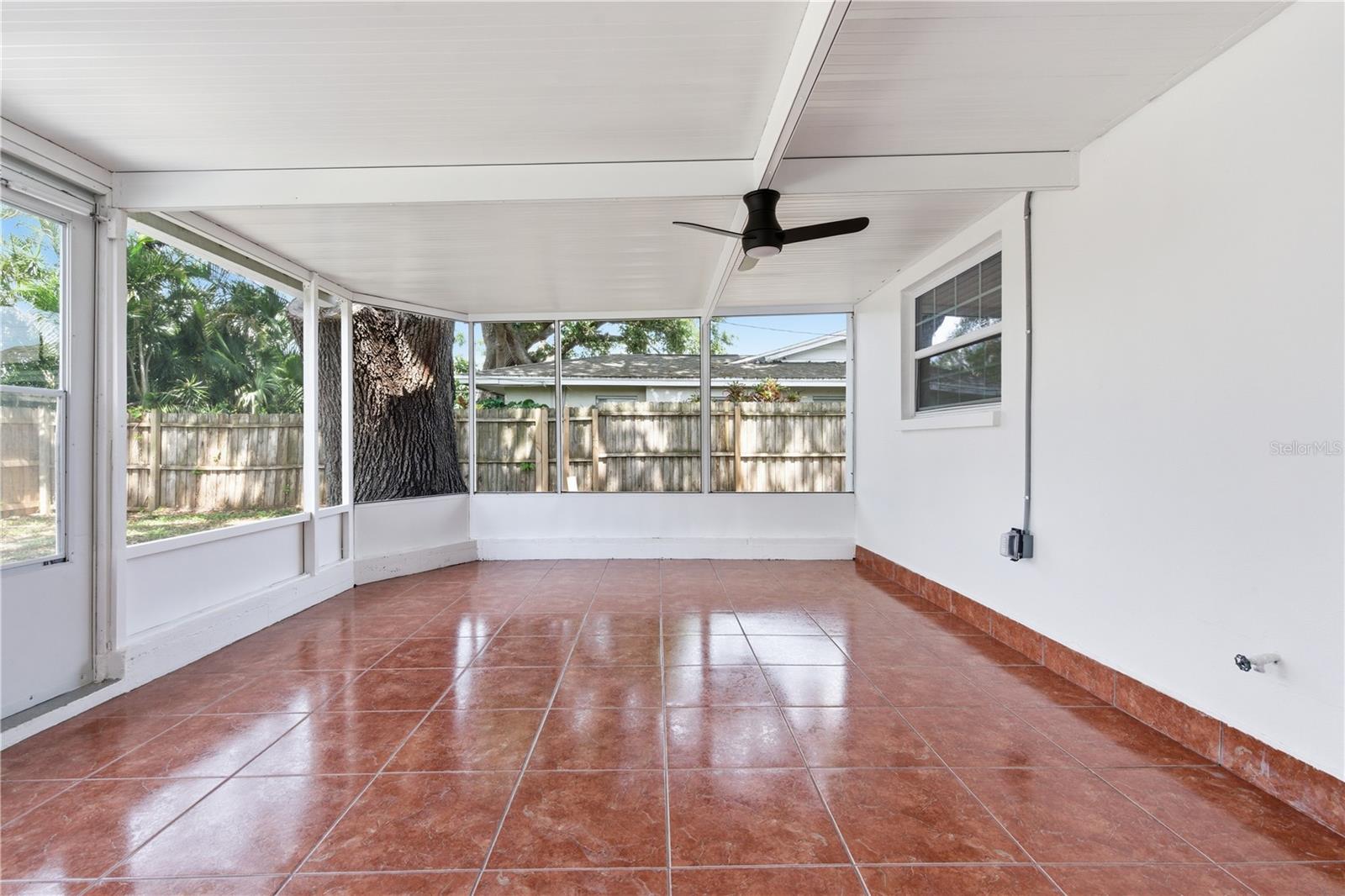 1656 WEBB DR, CLEARWATER, FL — photo 35