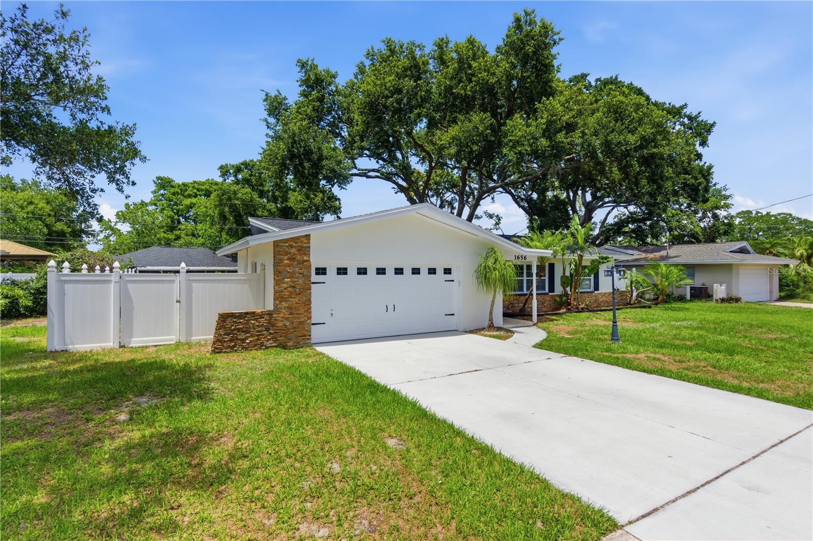 1656 WEBB DR, CLEARWATER, FL — photo 45