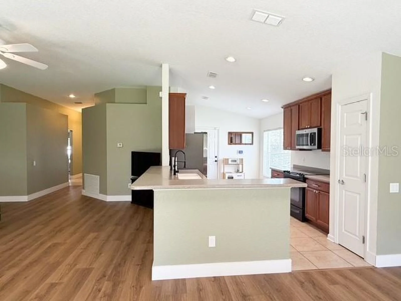 2956 SANTA MARIA AVE, CLERMONT, FL — photo 10