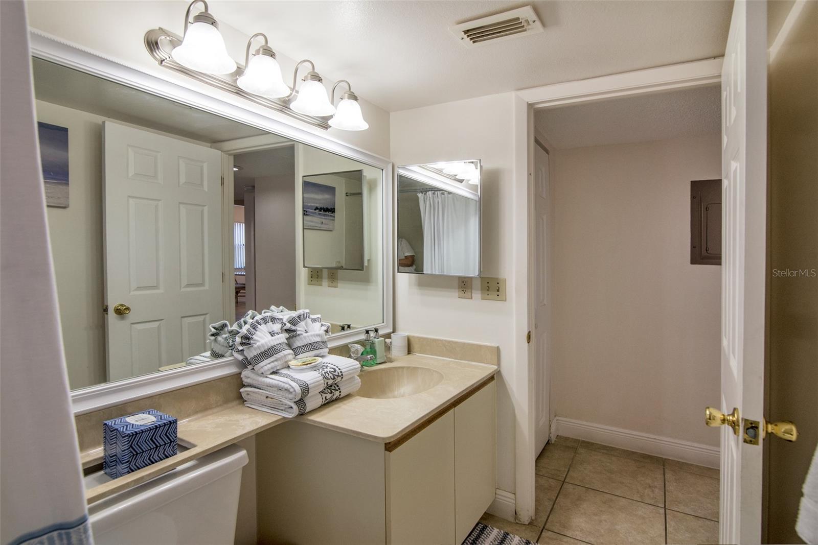 4425 45TH AVE W #101, BRADENTON, FL — photo 10