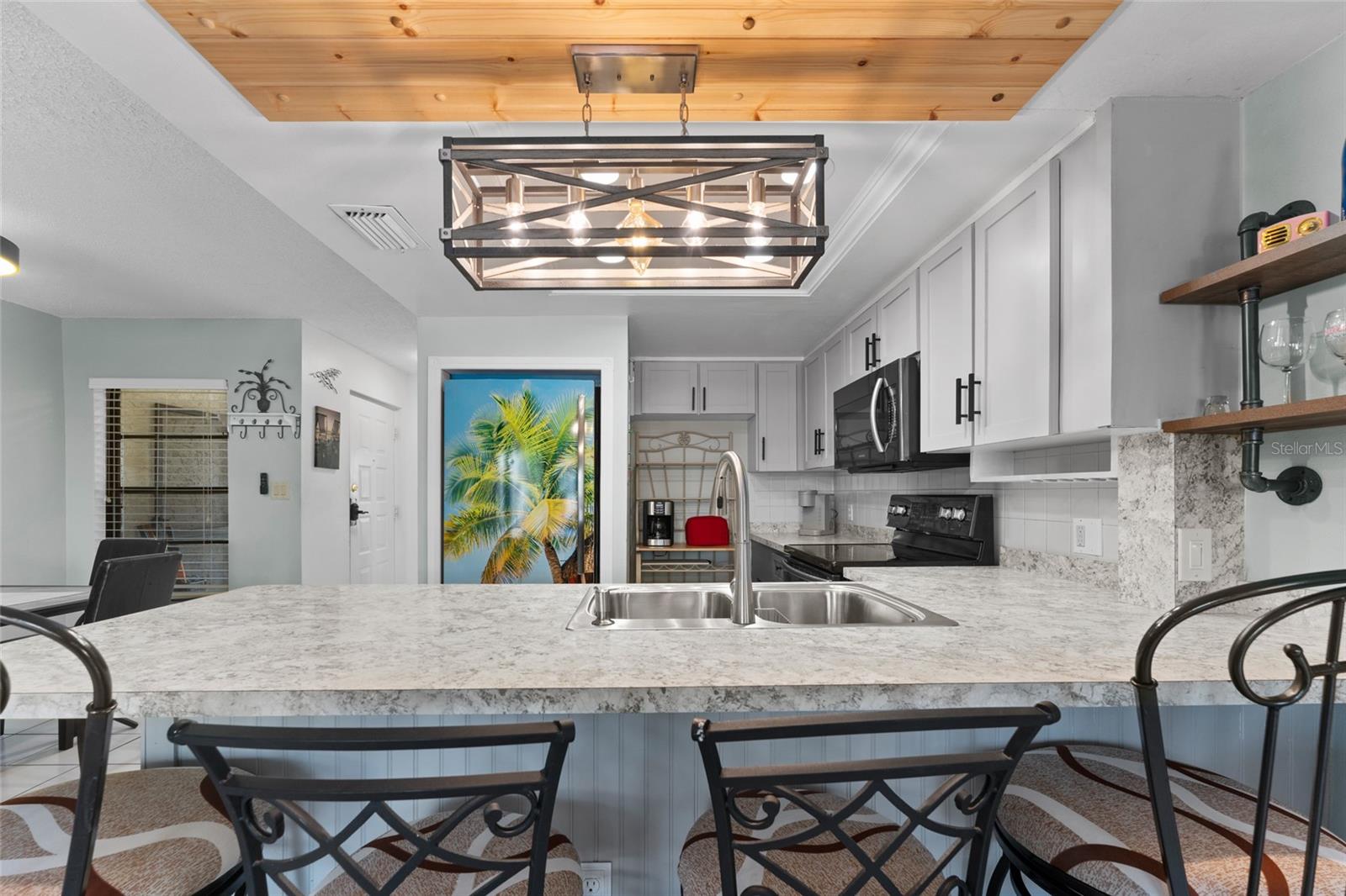 2571 CYPRUS DR #1-101, PALM HARBOR, FL — photo 12