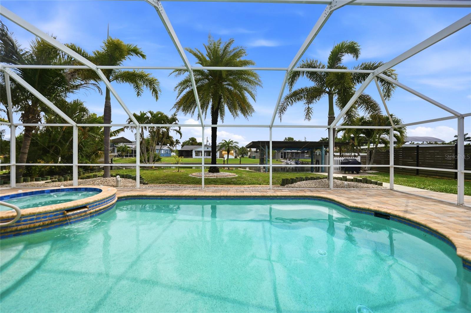 1433 LEMON BAY DR, ENGLEWOOD, FL — photo 6