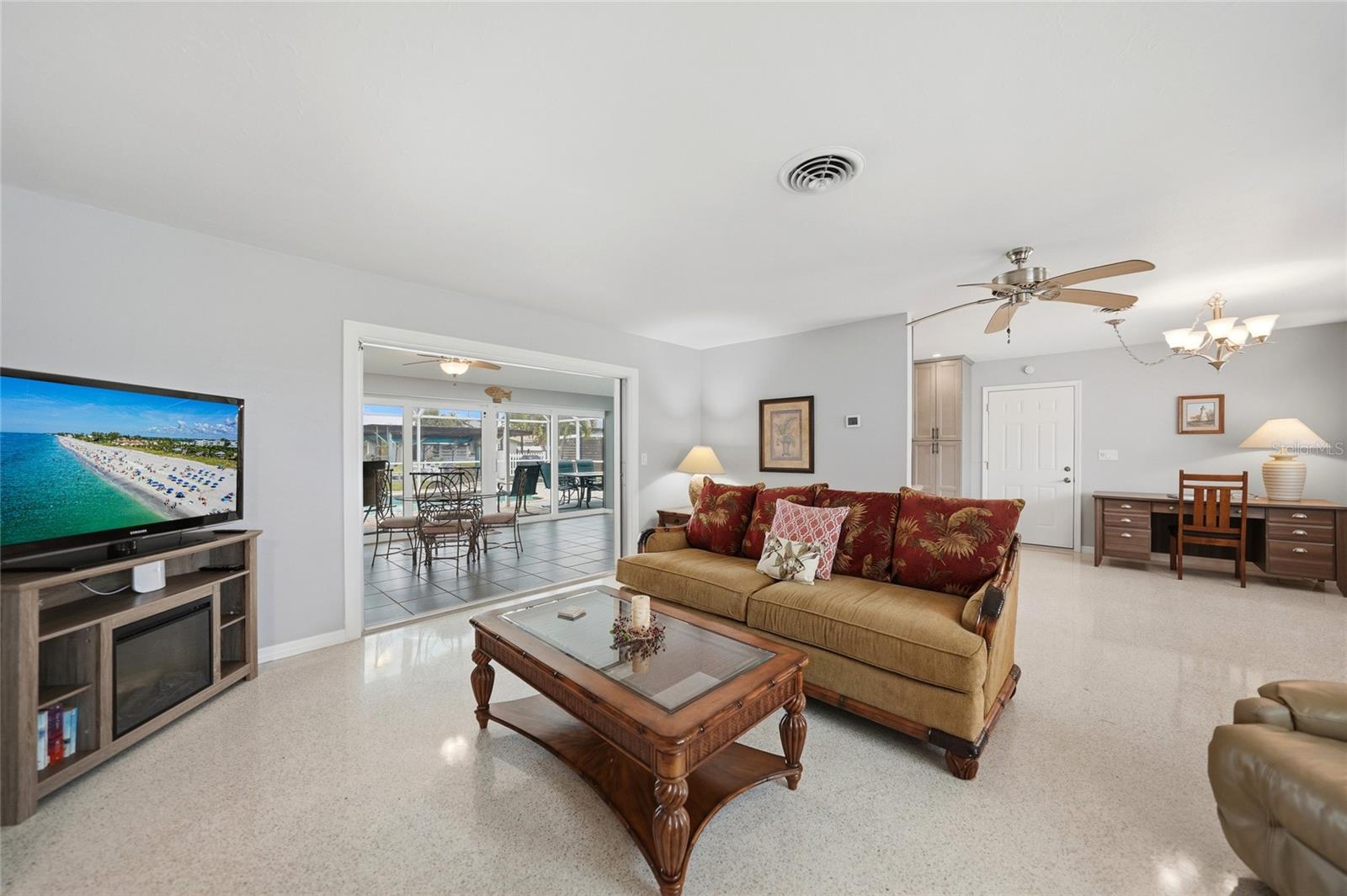 1433 LEMON BAY DR, ENGLEWOOD, FL — photo 8