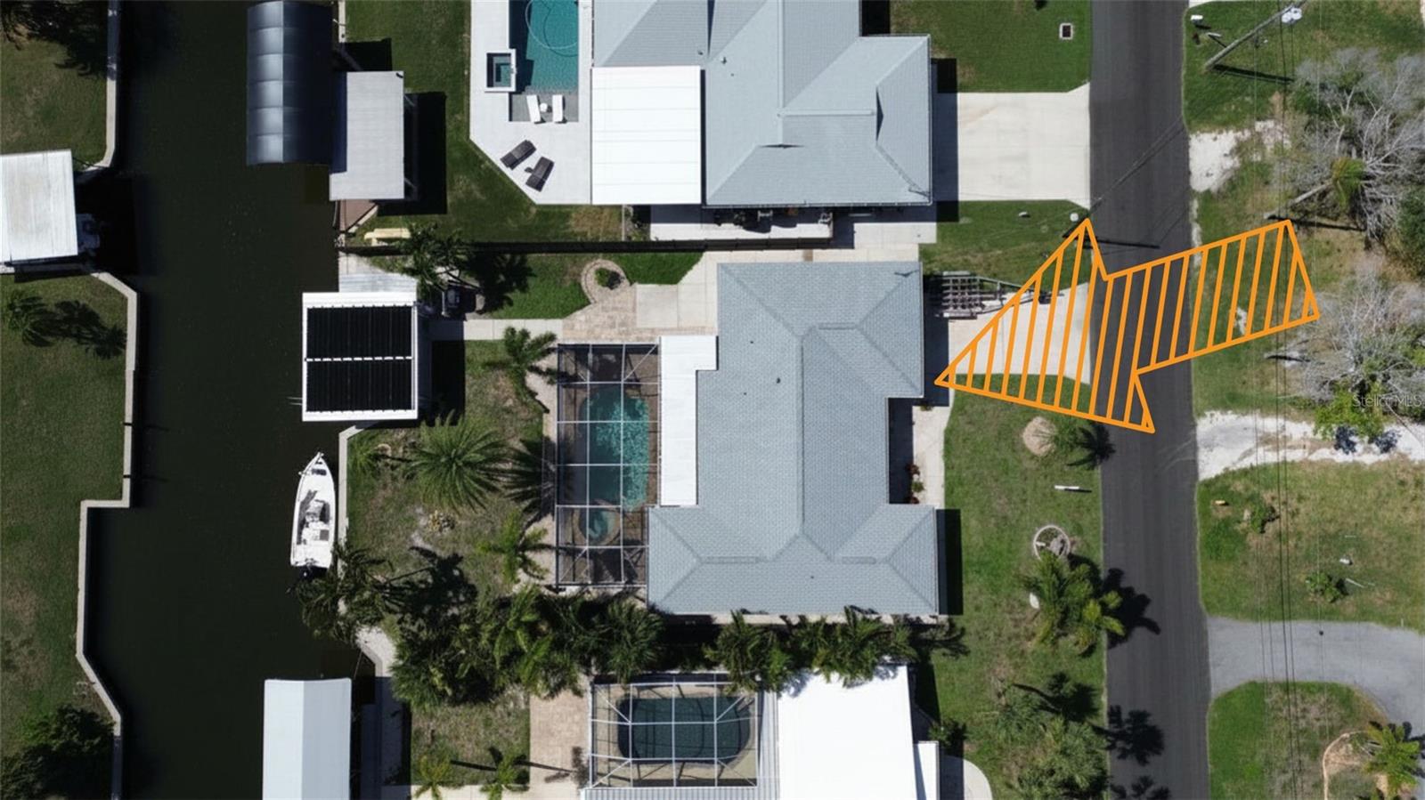 1433 LEMON BAY DR, ENGLEWOOD, FL — photo 3