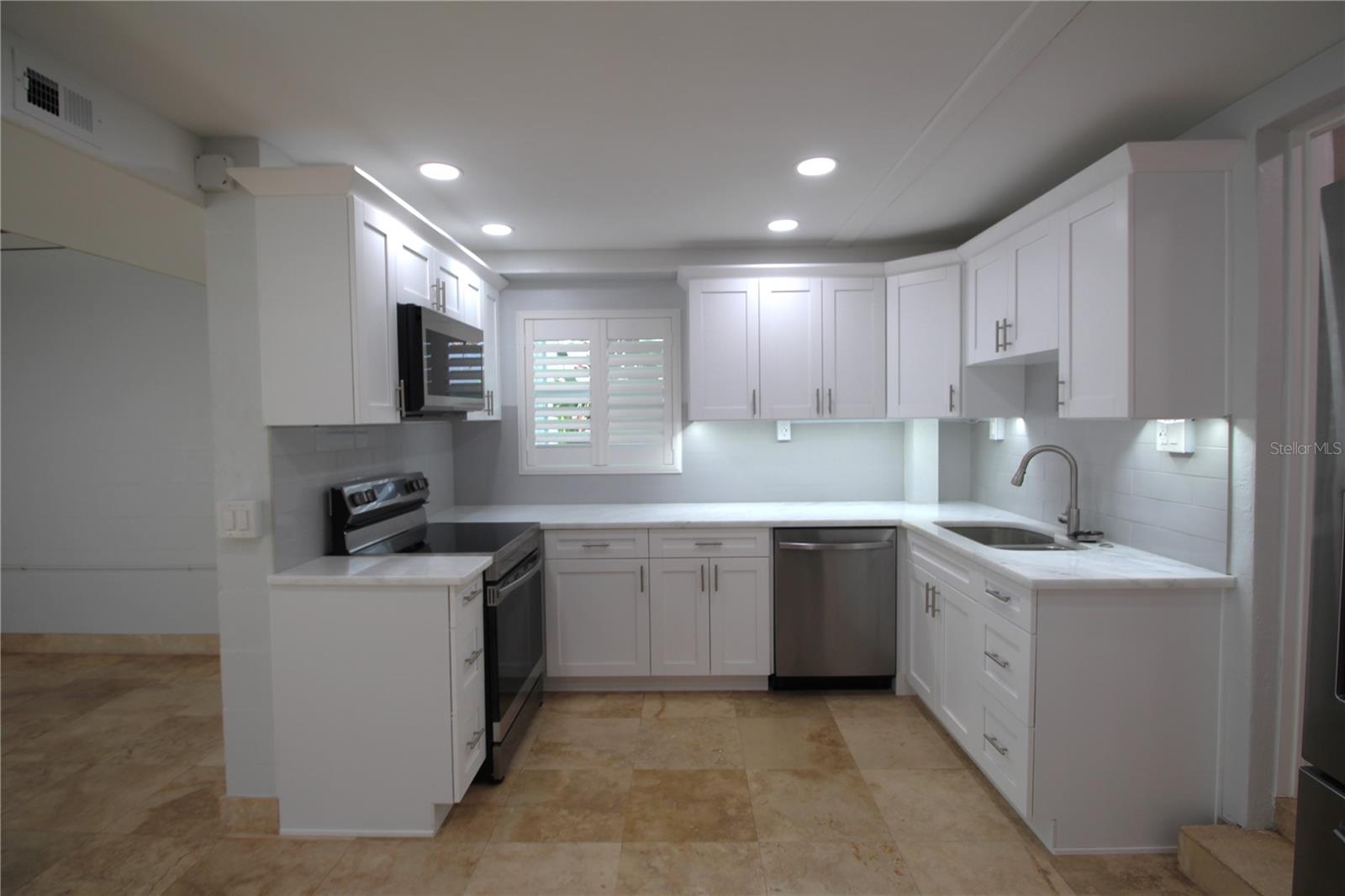 2436 NAVAREZ AVE, SAFETY HARBOR, FL — photo 51