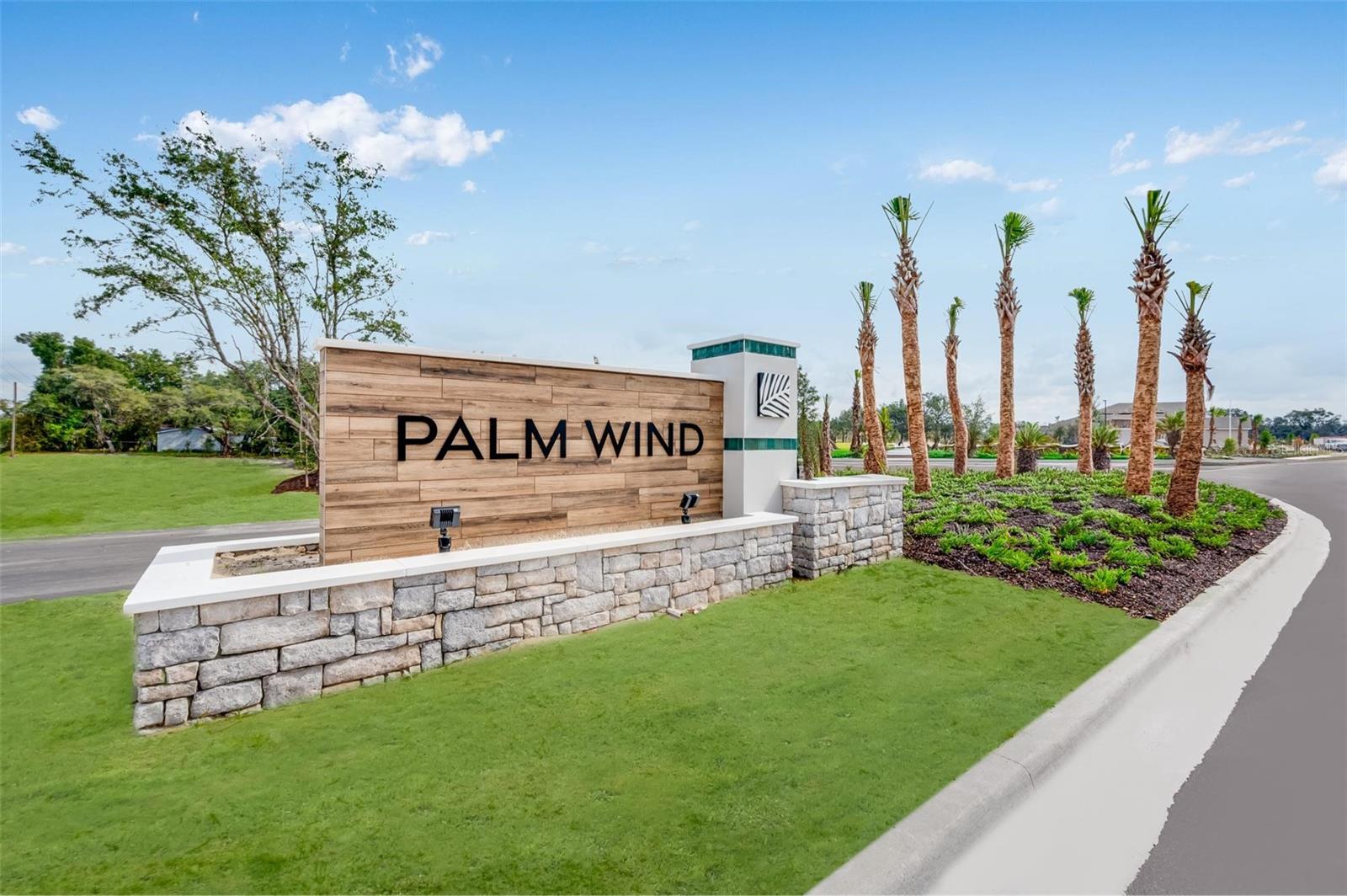 13667 TROPICAL BREEZE WAY, HUDSON, FL — photo 2