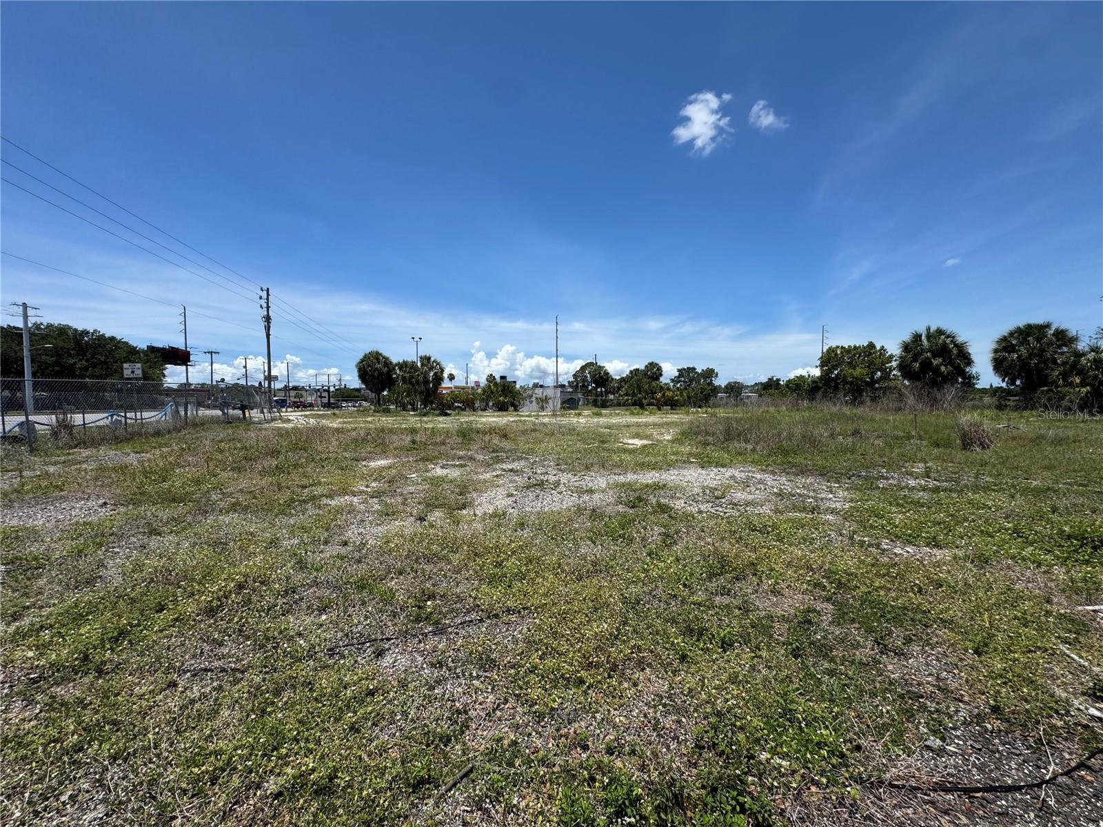 8725 W WATERS AVE, TAMPA, FL — photo 3