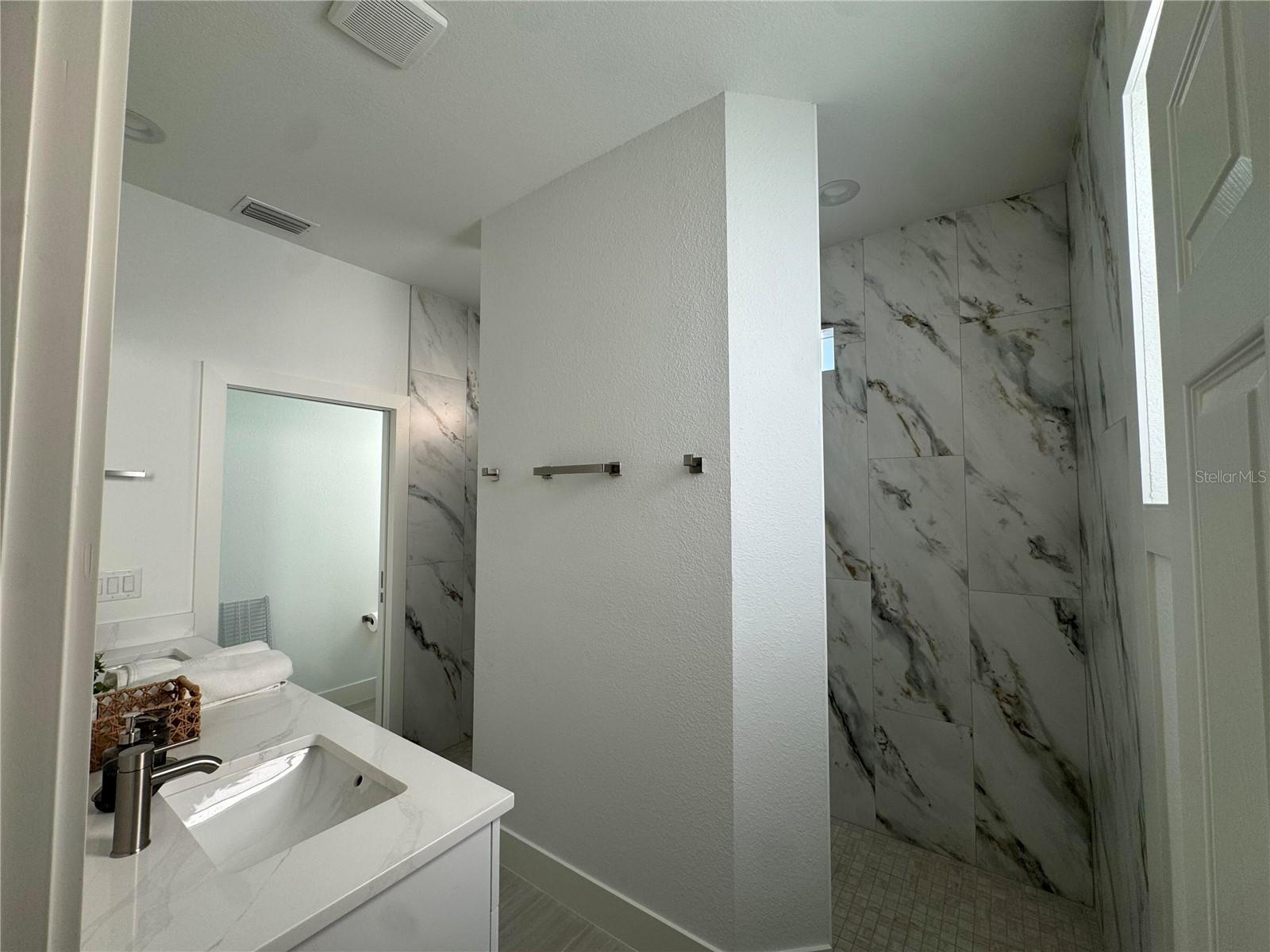 9262 GENESEE ST, PORT CHARLOTTE, FL — photo 16