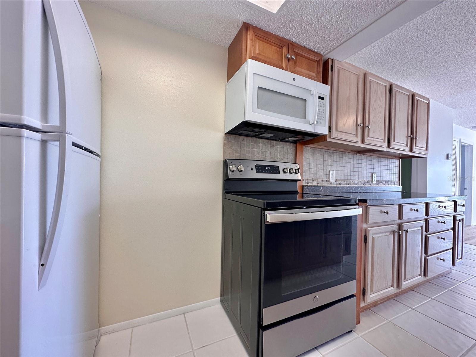 1001 W MARION AVE #9, PUNTA GORDA, FL — photo 10