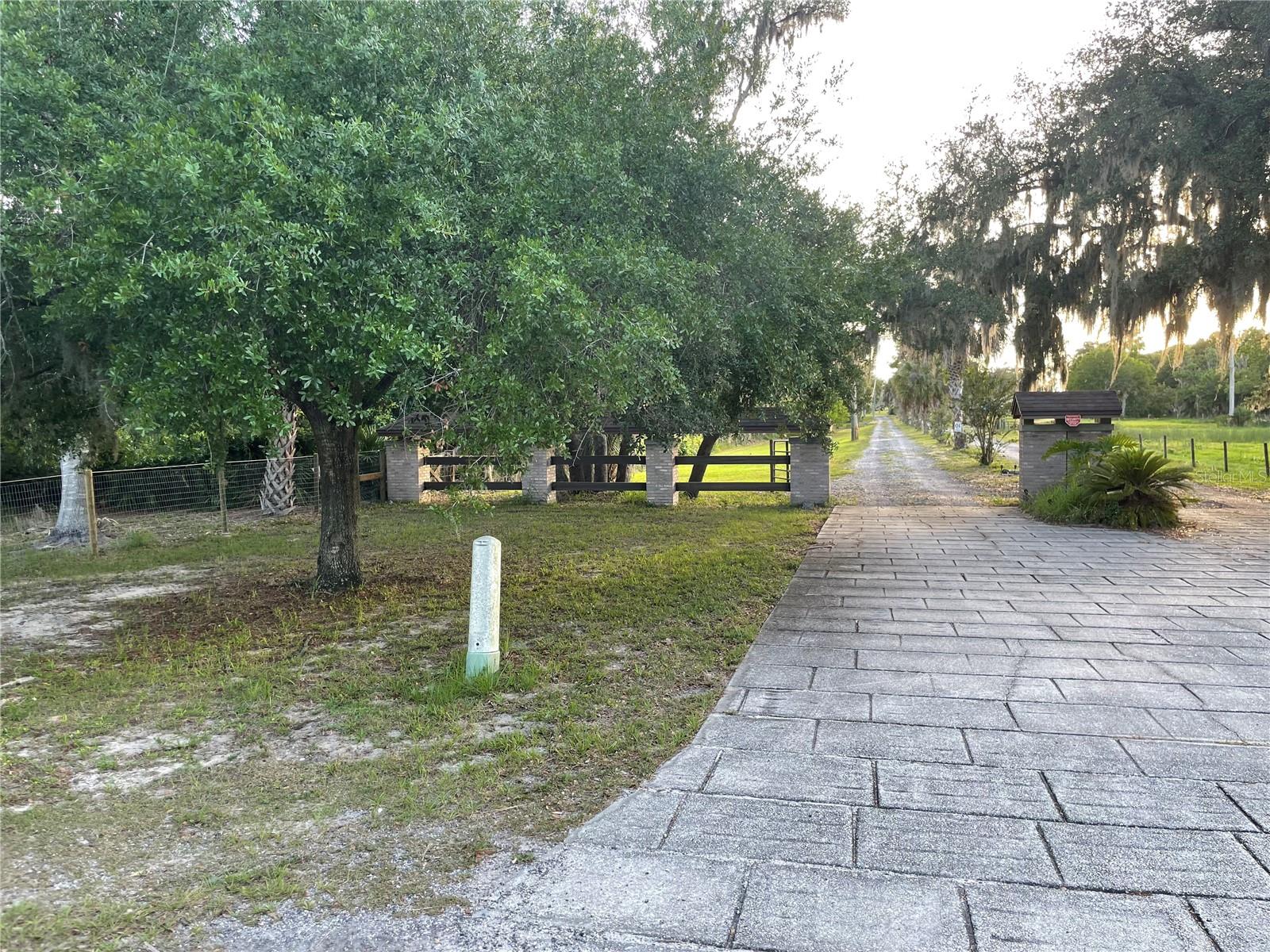 LAKE MARION RD W, HAINES CITY, FL — photo 2