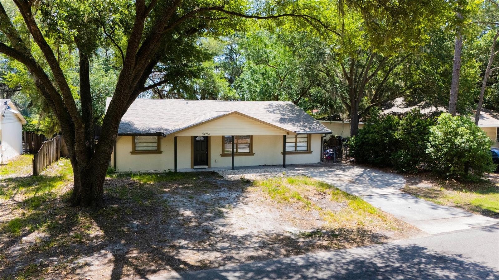 39736 MEADOWOOD LOOP, ZEPHYRHILLS, FL — photo 2