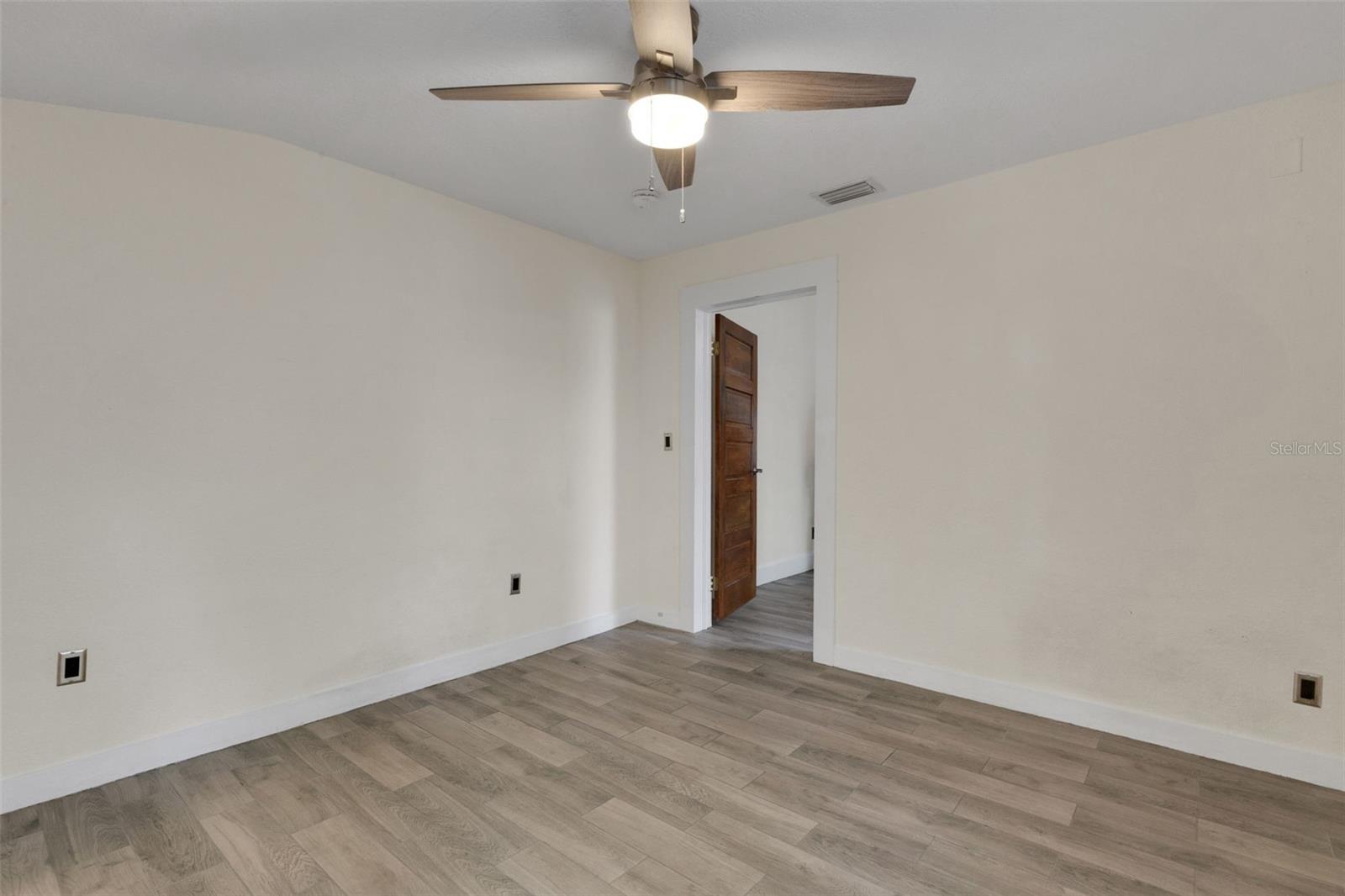833/835 JOHNSON AVE #833/835, LAKELAND, FL — photo 16