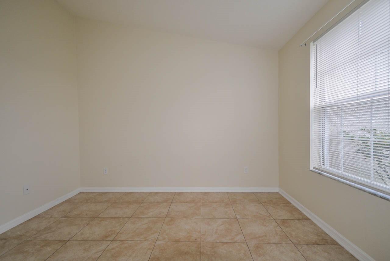 1607 AVONDALE RIDGE DR, PLANT CITY, FL — photo 5