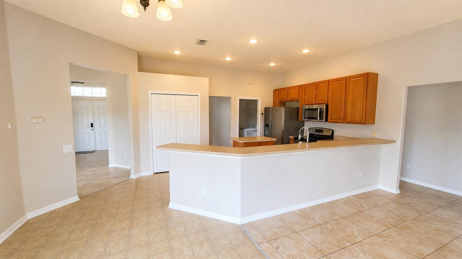 1607 AVONDALE RIDGE DR, PLANT CITY, FL — photo 8