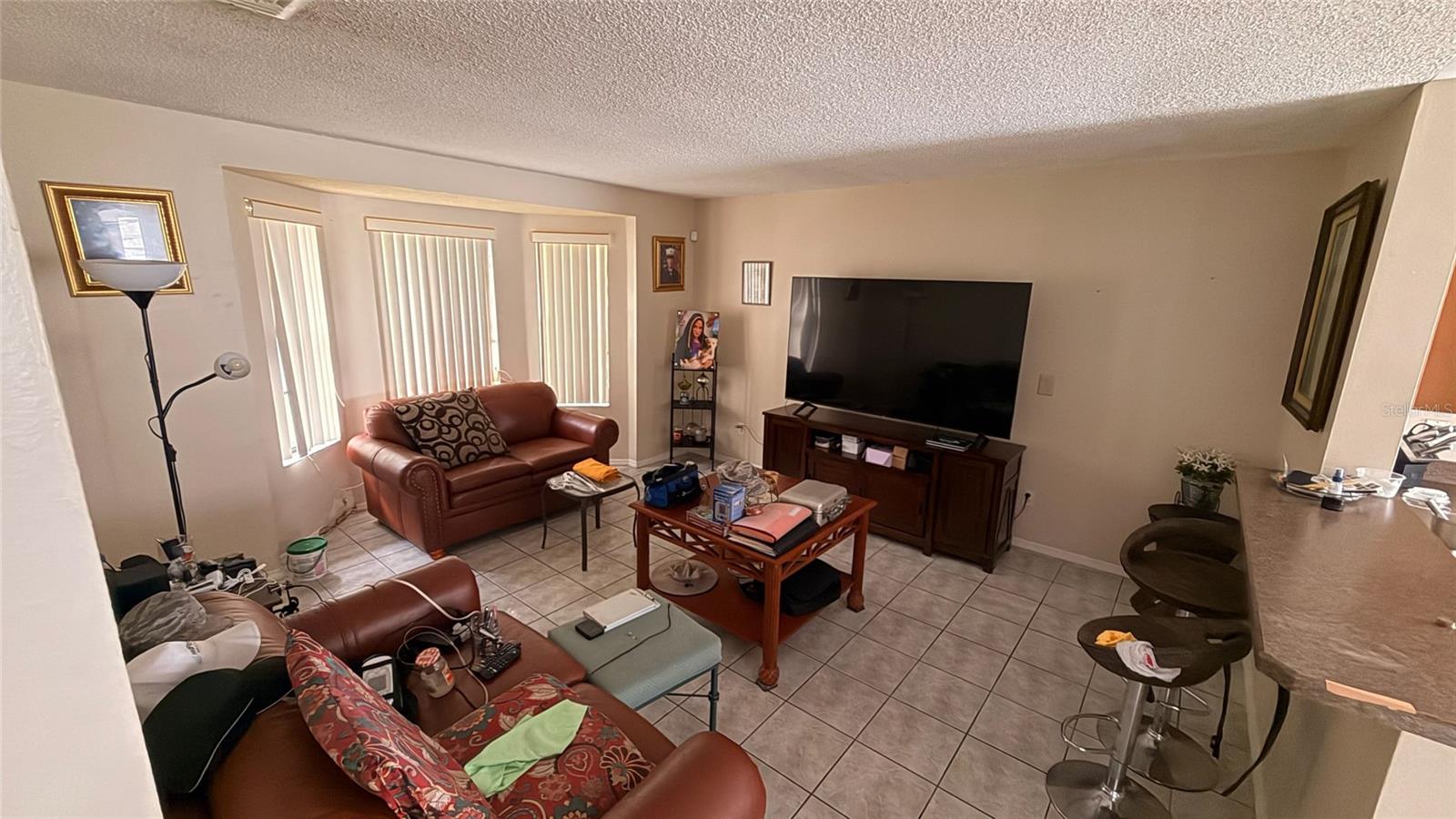 187 PINEWOOD CIR, KISSIMMEE, FL — photo 3