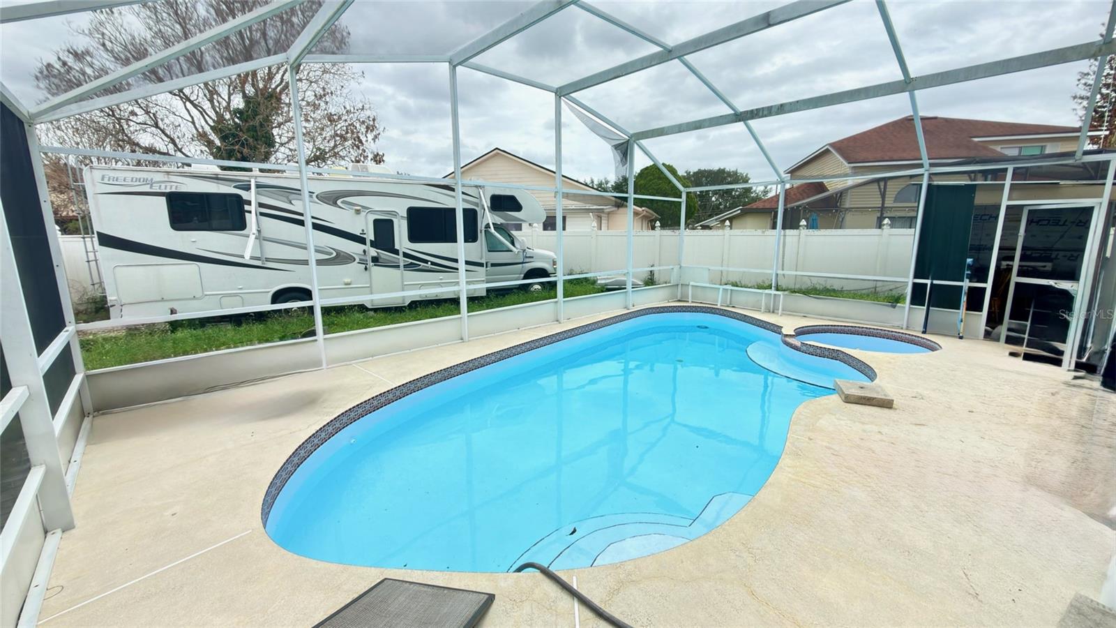 187 PINEWOOD CIR, KISSIMMEE, FL — photo 15