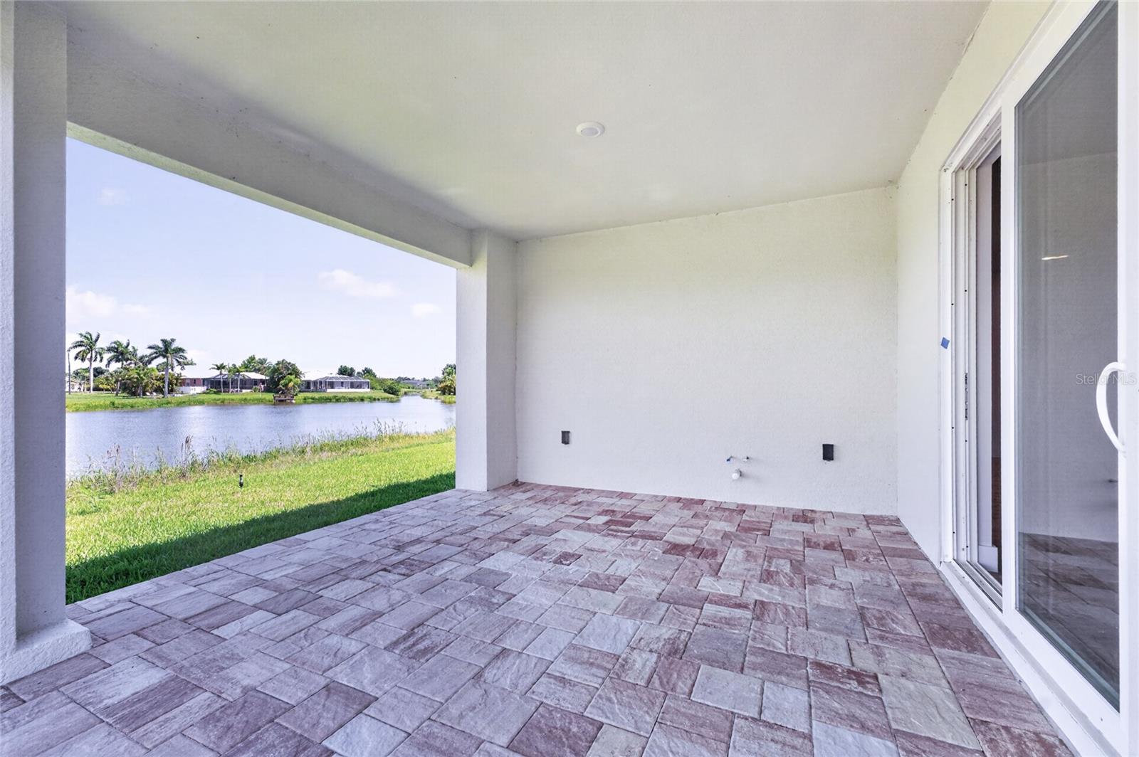 205 REDWOOD RD, ROTONDA WEST, FL — photo 3